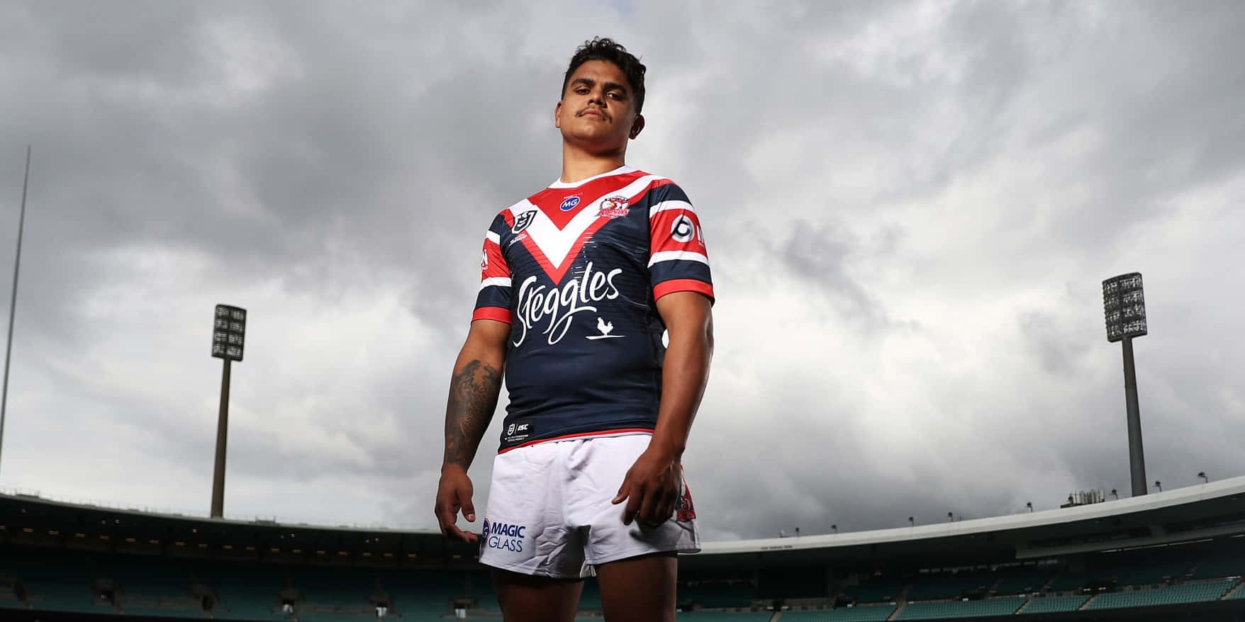 Latrell Mitchell, blue red and white jersey, empty stadium, HD Desktop Wallpaper