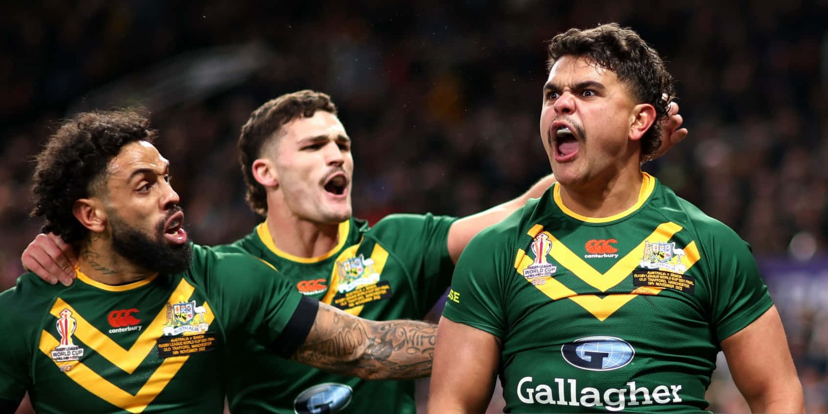 Latrell Mitchell, green and gold jerseys, stadium lights, HD Desktop Wallpaper