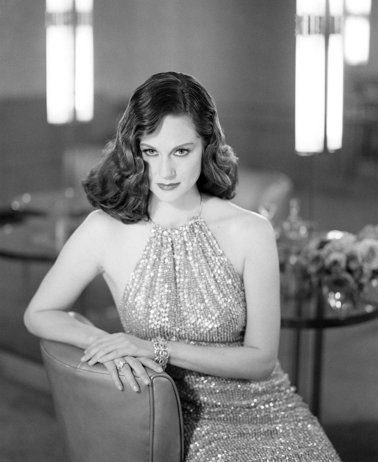 Laura Linney, sparkling halter dress, vintage studio, HD Phone Wallpaper