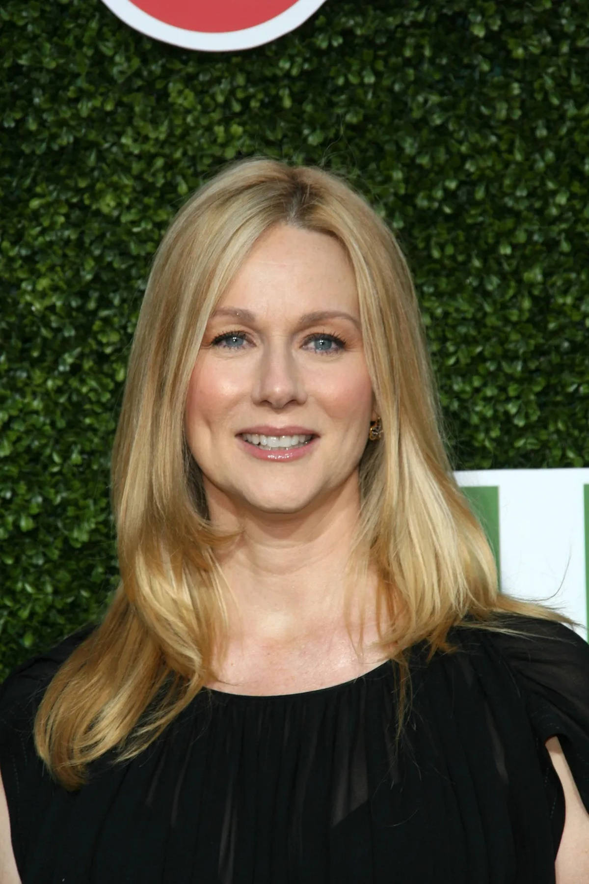 Laura Linney, blonde, black dress, HD Phone Wallpaper