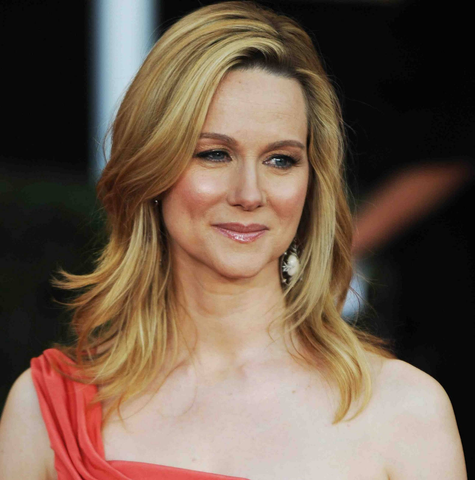 Laura Linney, blonde hair, blue eyes, HD Phone Wallpaper