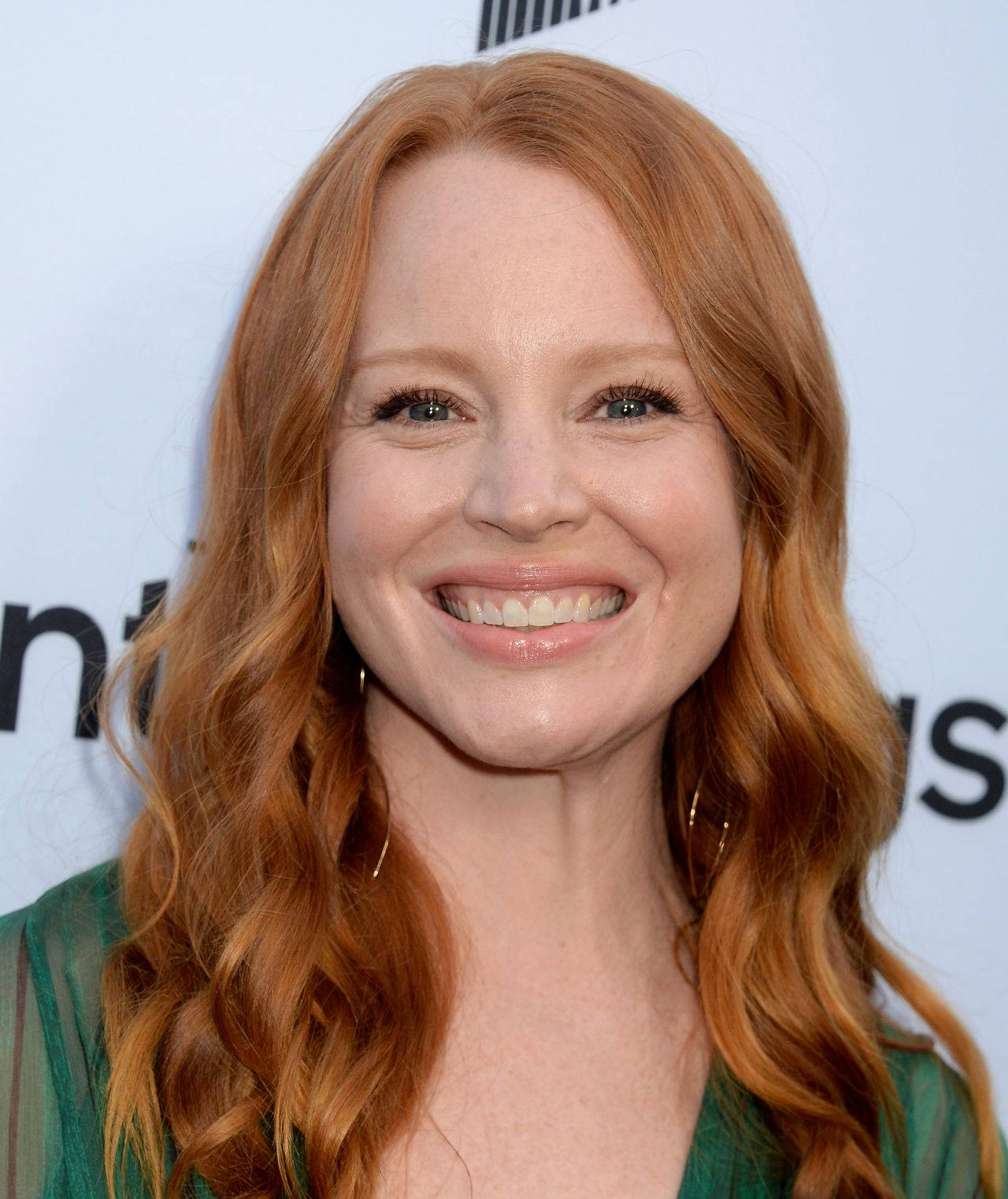 Lauren Ambrose, red carpet event, red hair, HD Phone Wallpaper