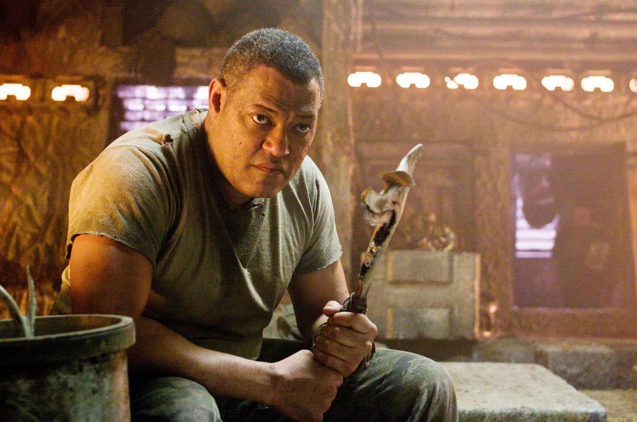Laurence Fishburne, 2010 film Predators, bone-handled weapon, Full HD Desktop Wallpaper
