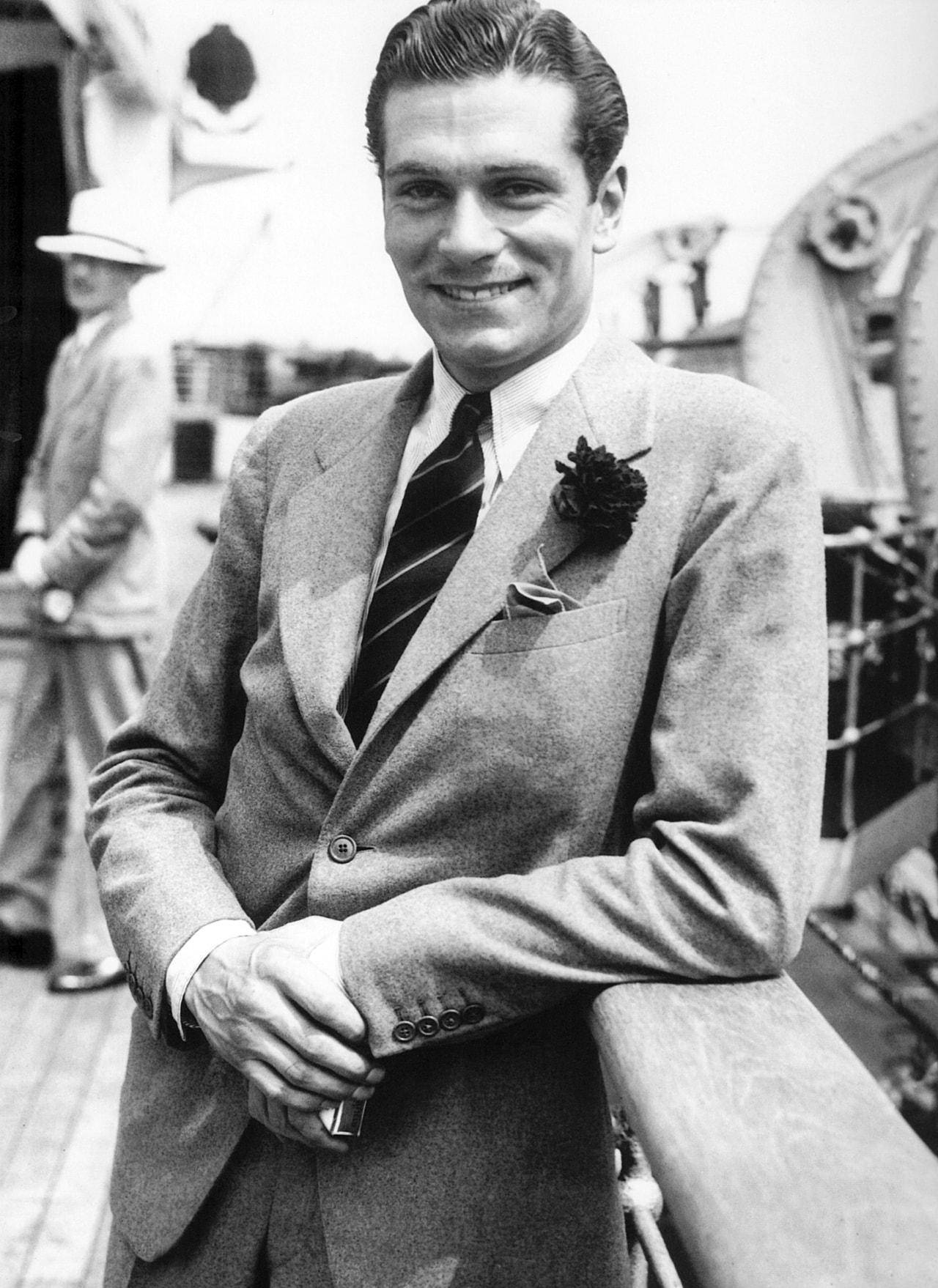 Laurence Olivier, suit, boutonniere, HD Phone Wallpaper