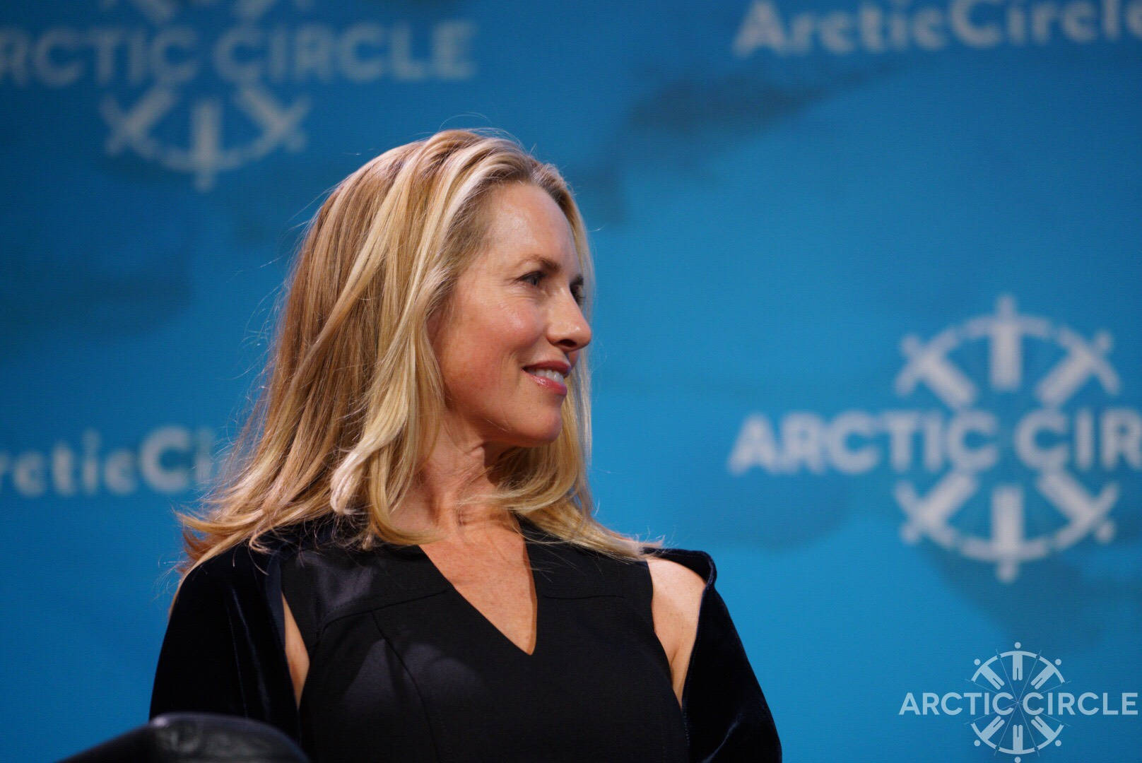 Laurene Powell Jobs, black dress, blue Arctic Circle event backdrop, HD Desktop Wallpaper