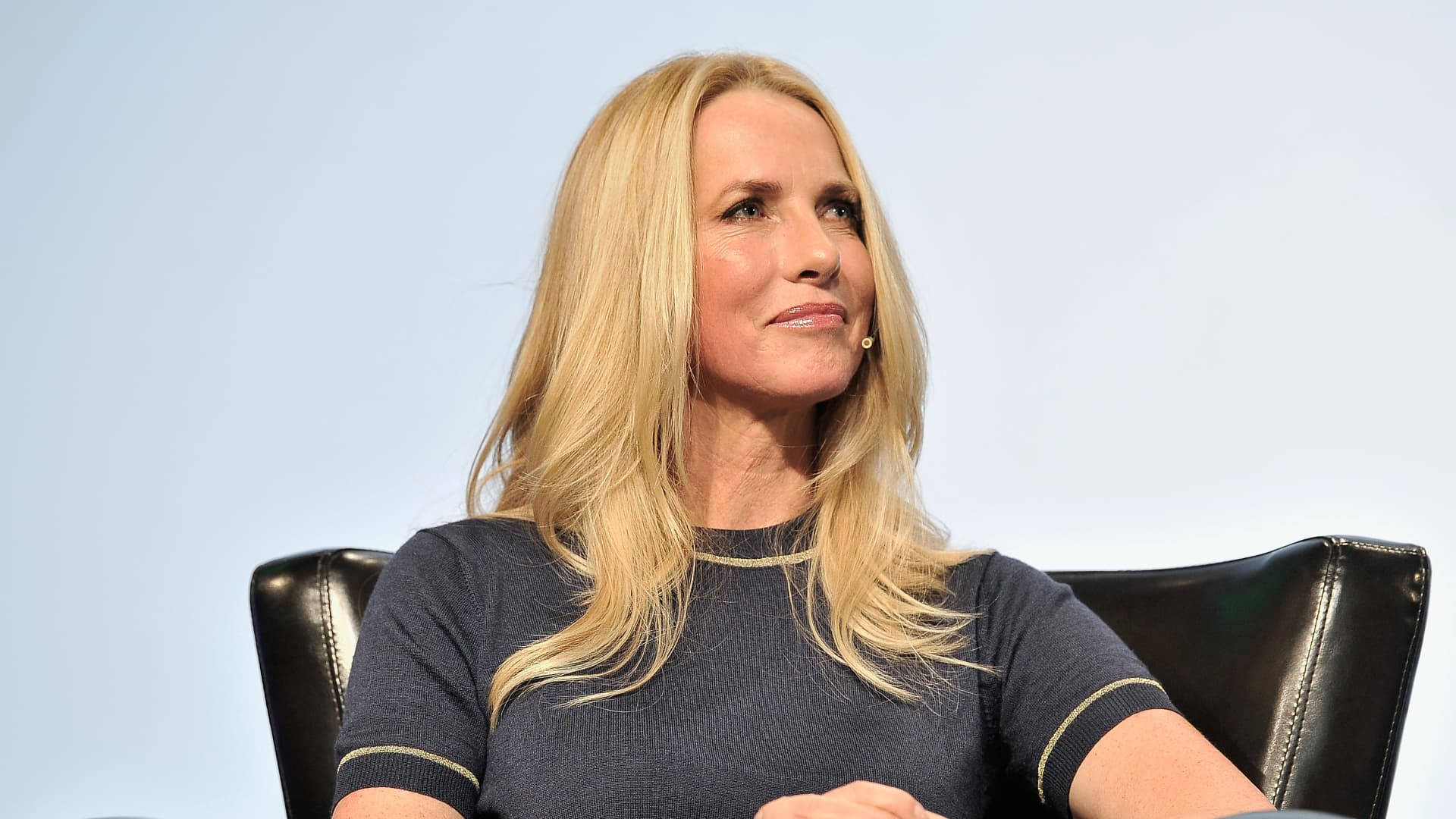 Laurene Powell Jobs, billionaire philanthropist, blonde woman, Full HD Desktop Wallpaper