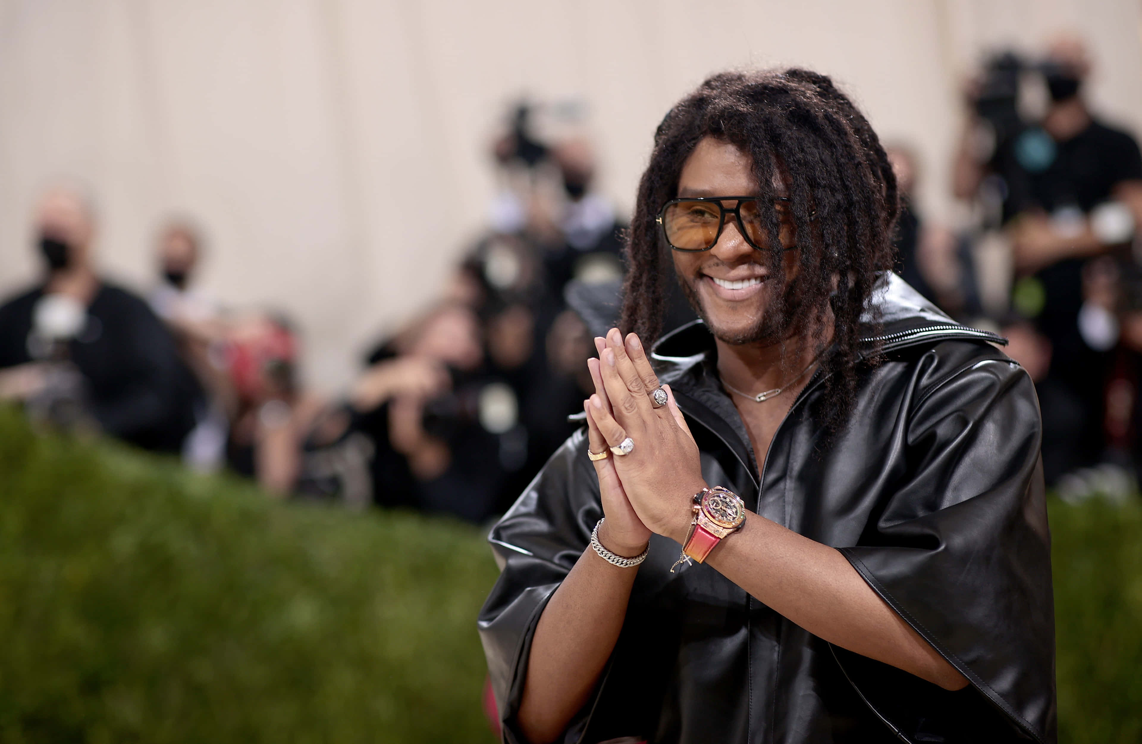 Law Roach, black leather jacket, flashy jewelry, 4K Desktop Wallpaper