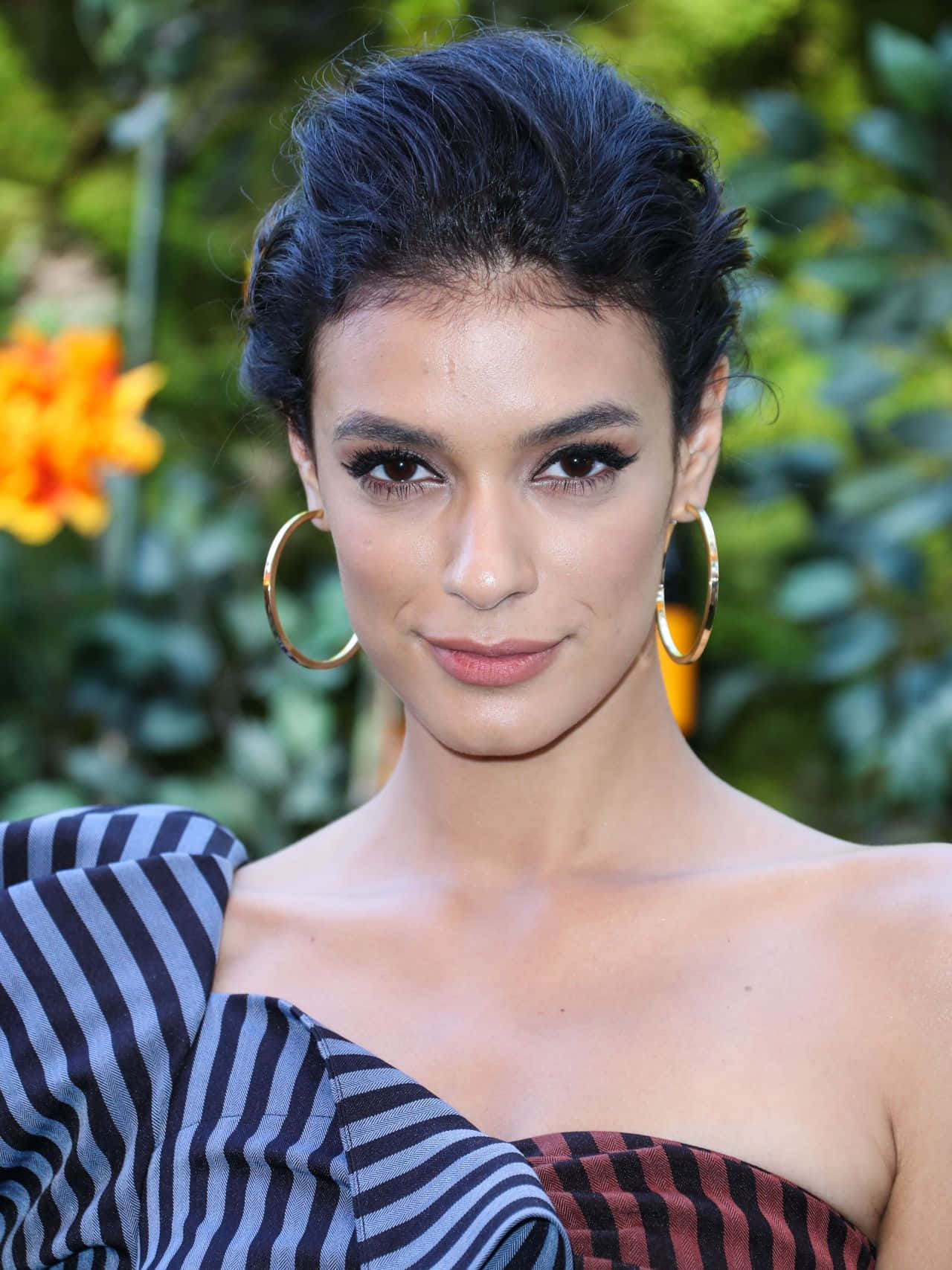 Laysla De Oliveira, striped off-shoulder top, dark hair, HD Phone Wallpaper