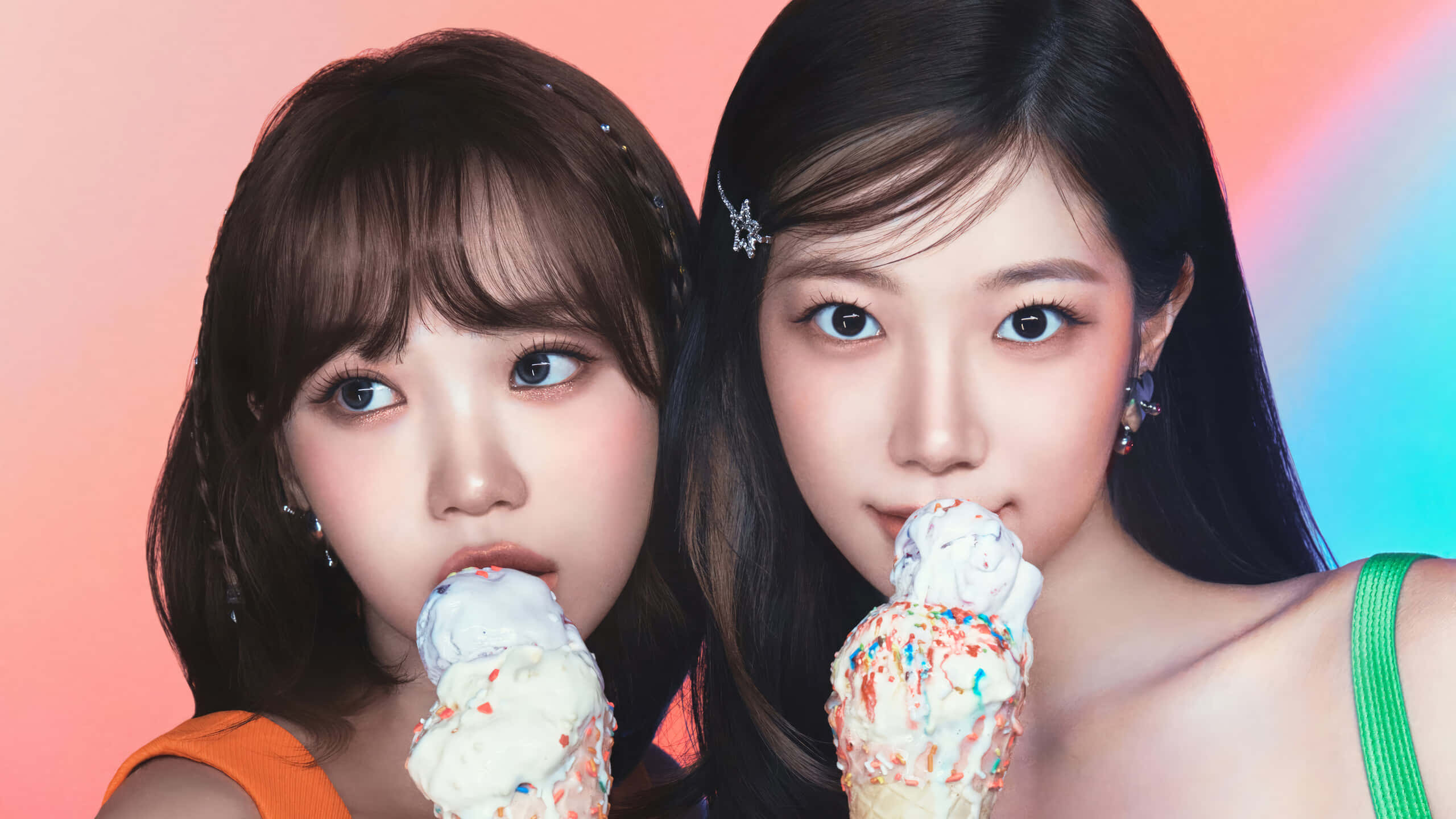 Le Sserafim, ice cream cones, vibrant makeup, 2K Desktop Wallpaper