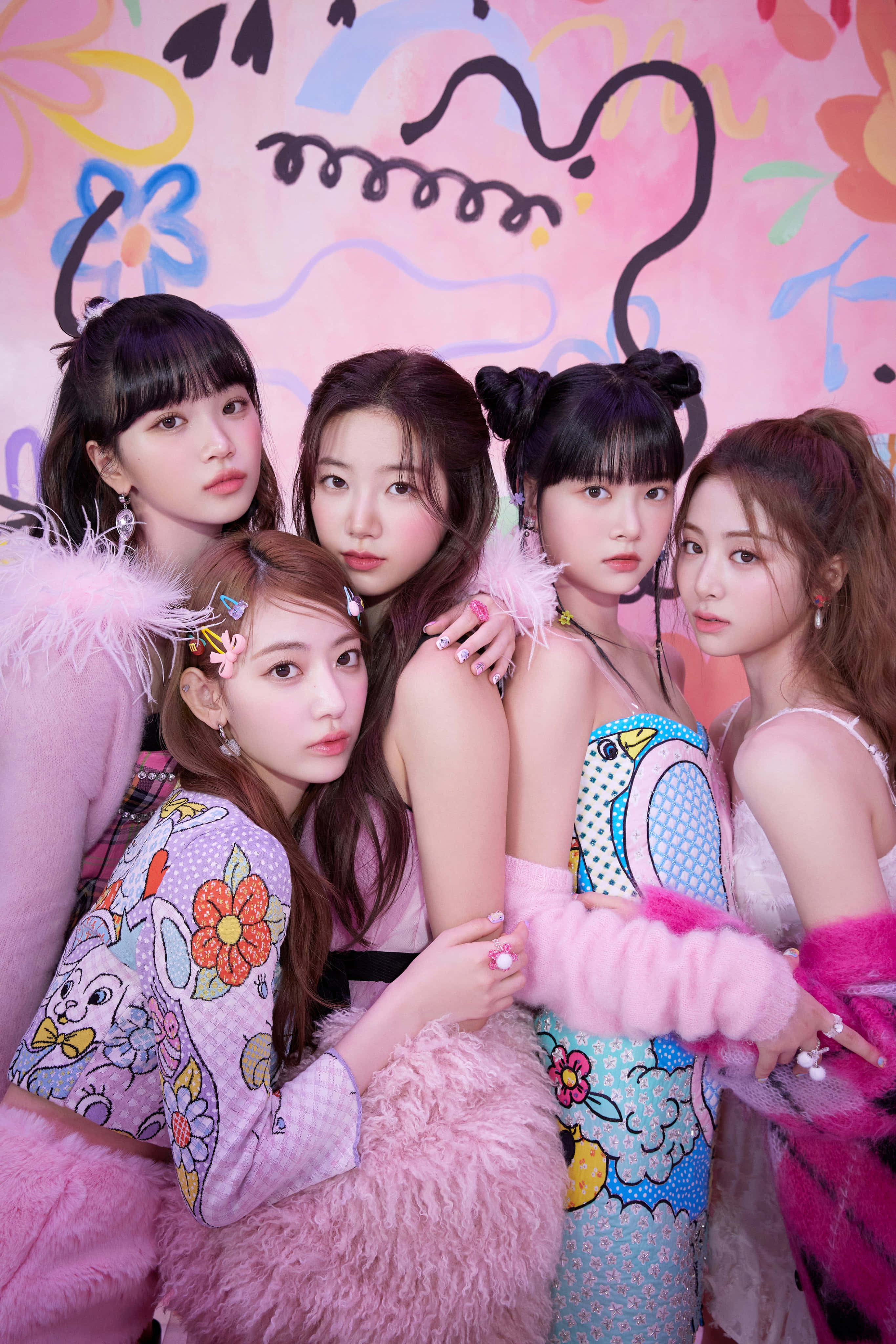 Le Sserafim, pop art pose, vibrant pink fuzzy outfits, 4K Phone Wallpaper