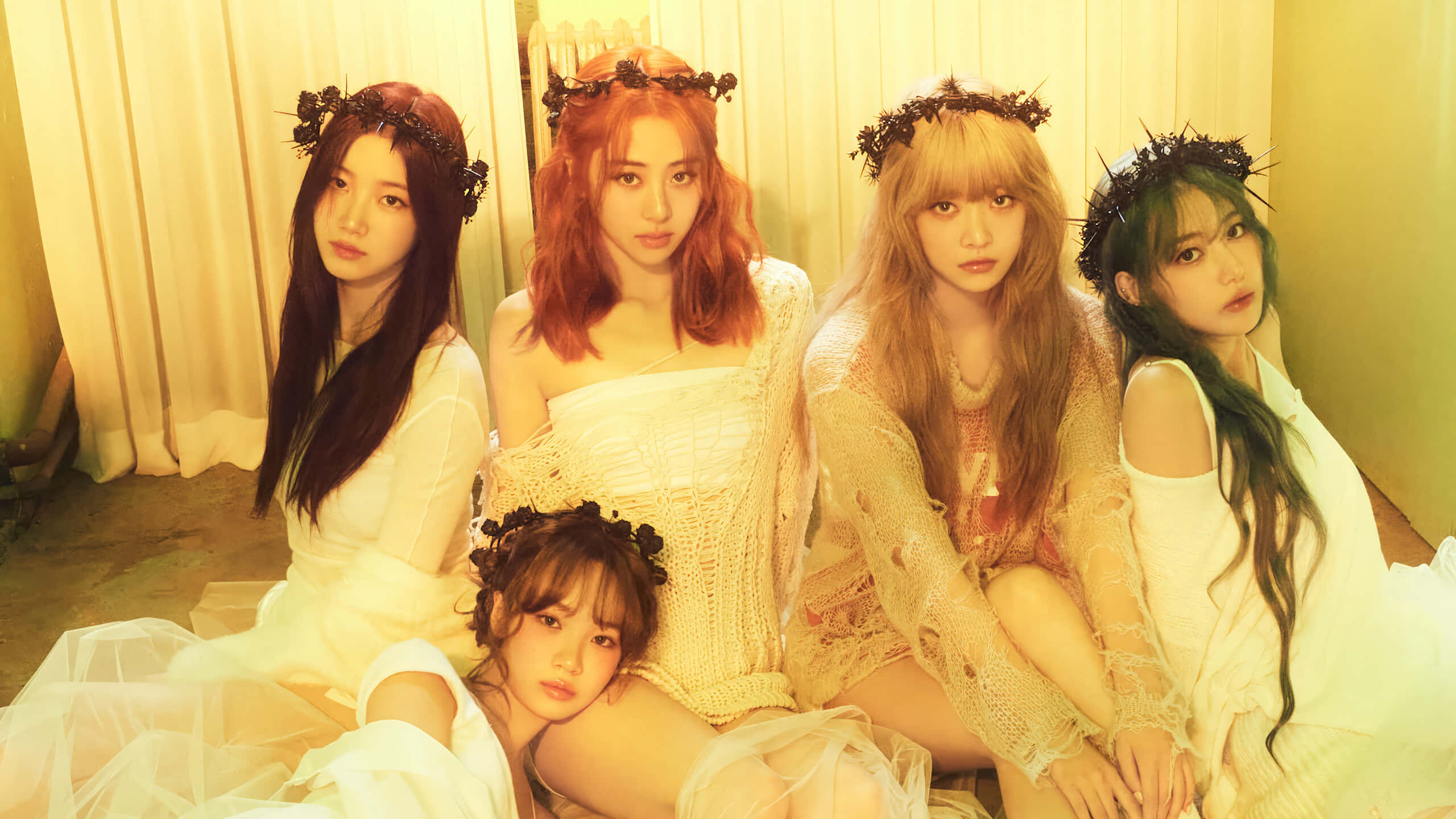 Le Sserafim, colorful hair, floral crowns, 2K Desktop Wallpaper