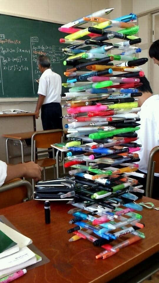 Learning Memes, 540 x 960 wallpaper, colorful pens and markers, SD Phone Wallpaper