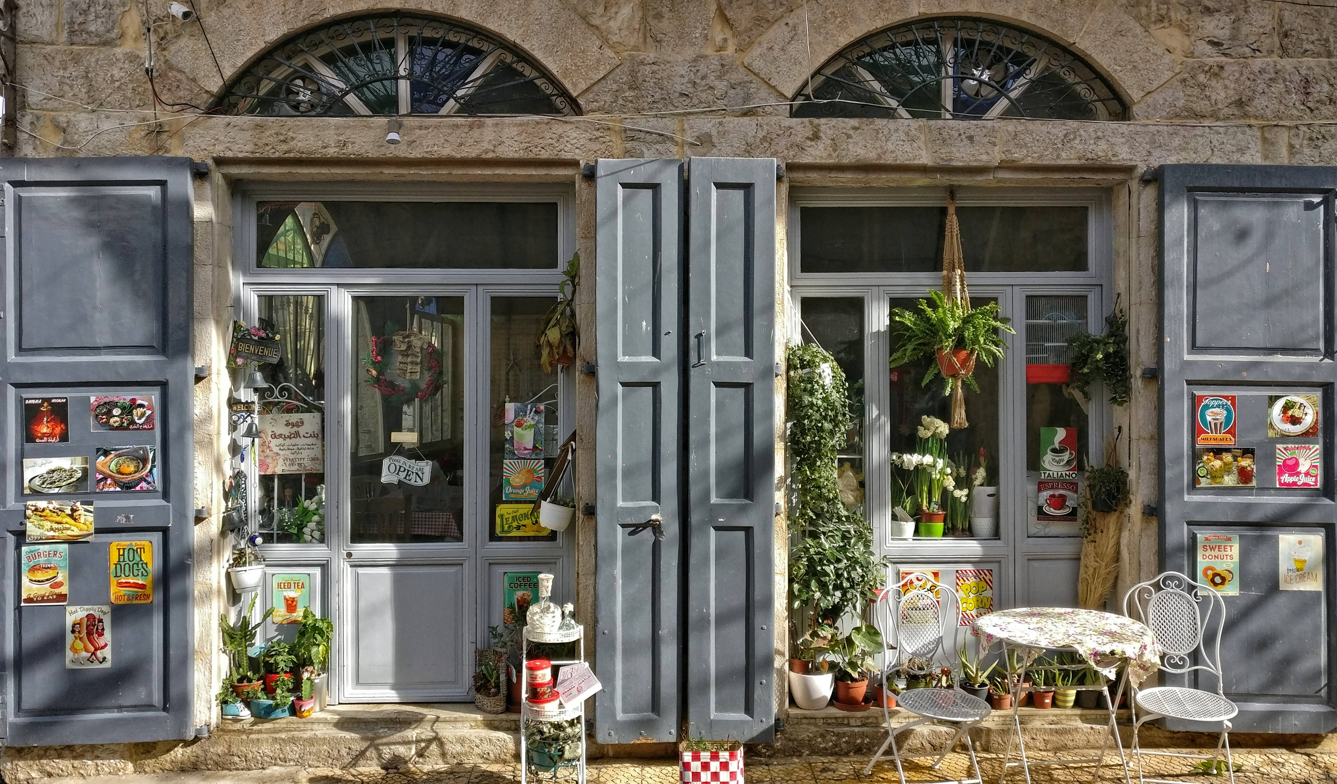 Lebanon, old floral cafe, stone-fronted cafe, 4K Desktop Wallpaper