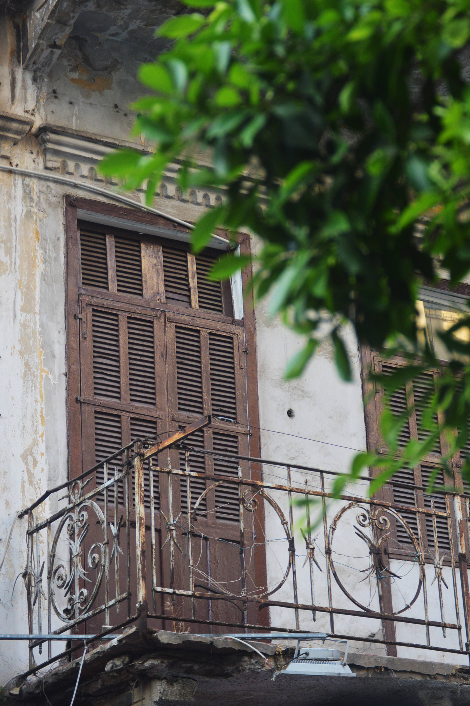 Lebanon, old wooden door, weathered wooden shutters, 2K Phone Wallpaper