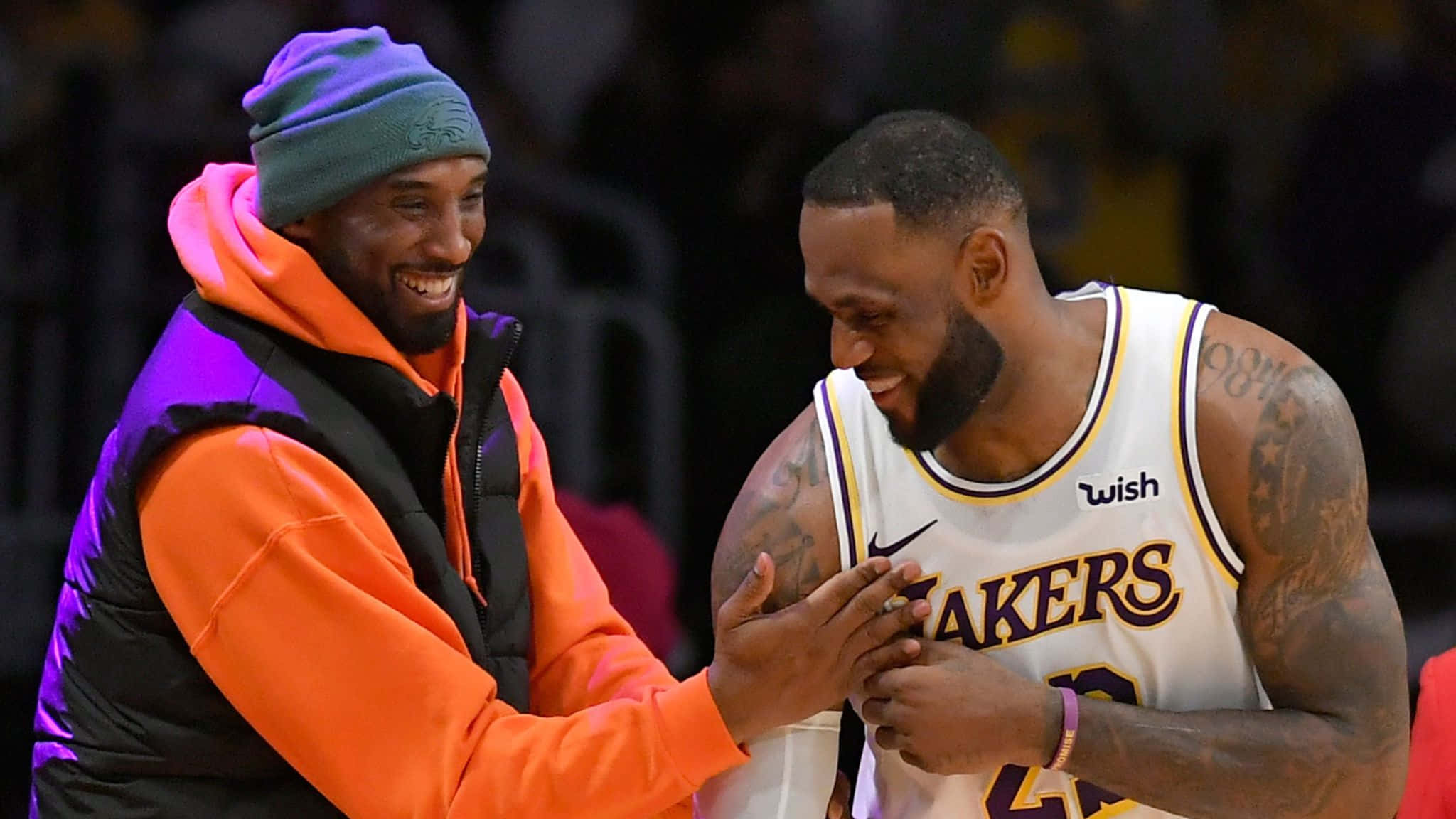 Lebron And Kobe, basketball legends, court, Full HD Desktop Wallpaper