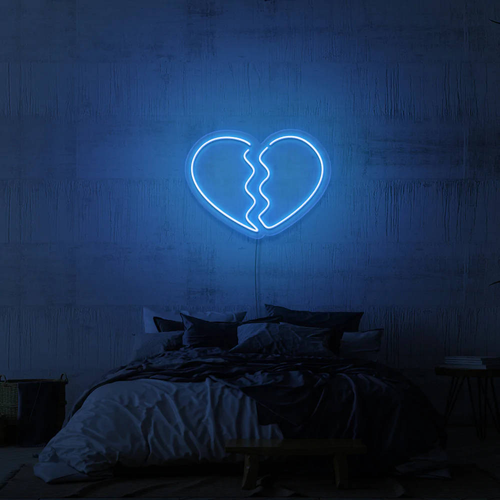 One-Sided Love Broken Heart LED, glowing blue neon heart, jagged break, SD Desktop Wallpaper