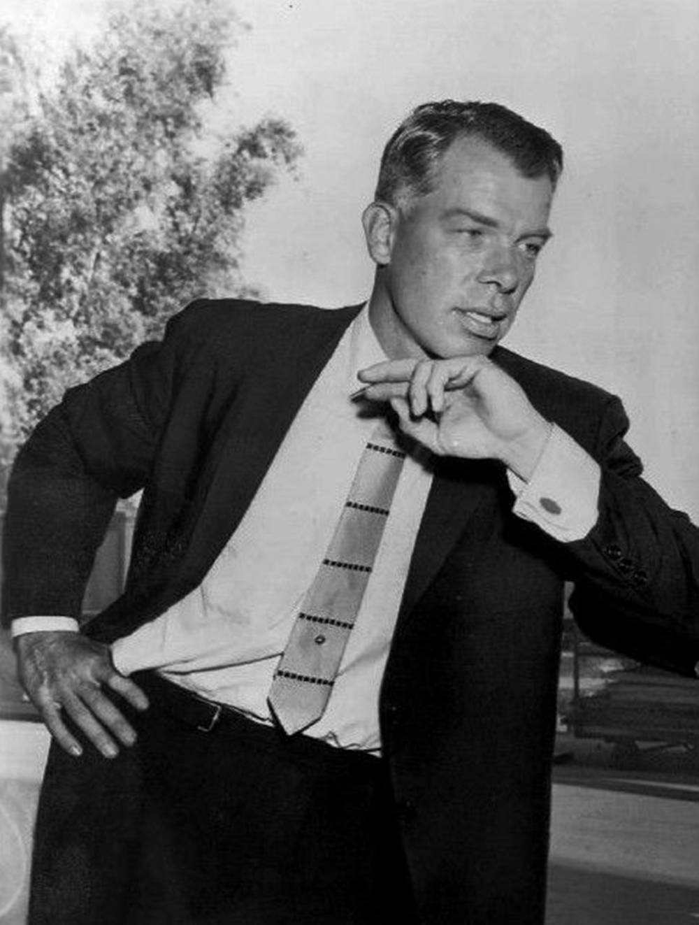 Lee Marvin, black suit, black and white portrait, HD Phone Wallpaper