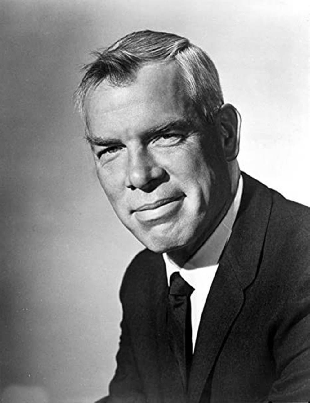 Lee Marvin, black and white portrait, suit, HD Phone Wallpaper