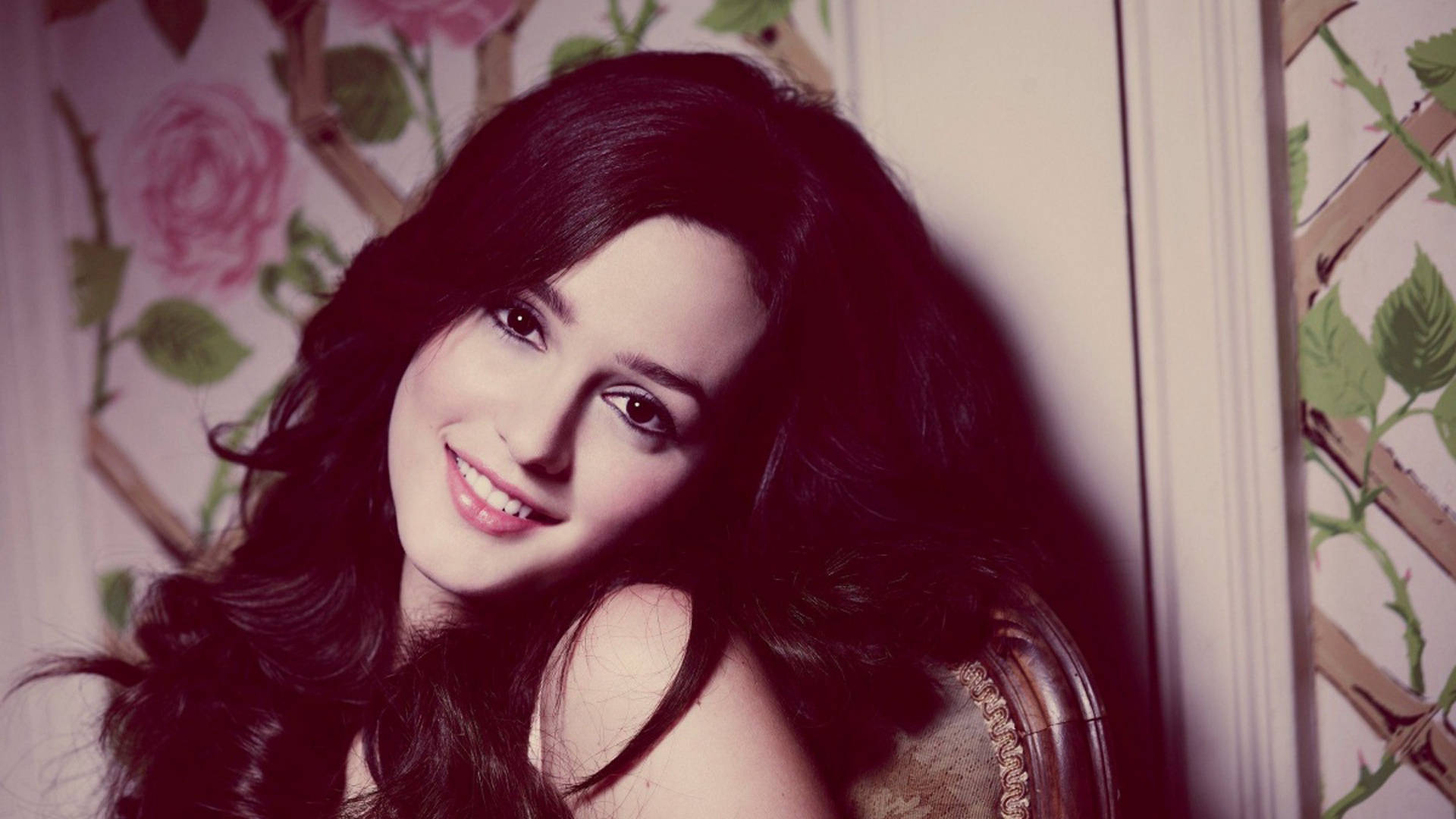 Leighton Meester, dark wavy hair, floral wallpapered wall, Full HD Desktop Wallpaper