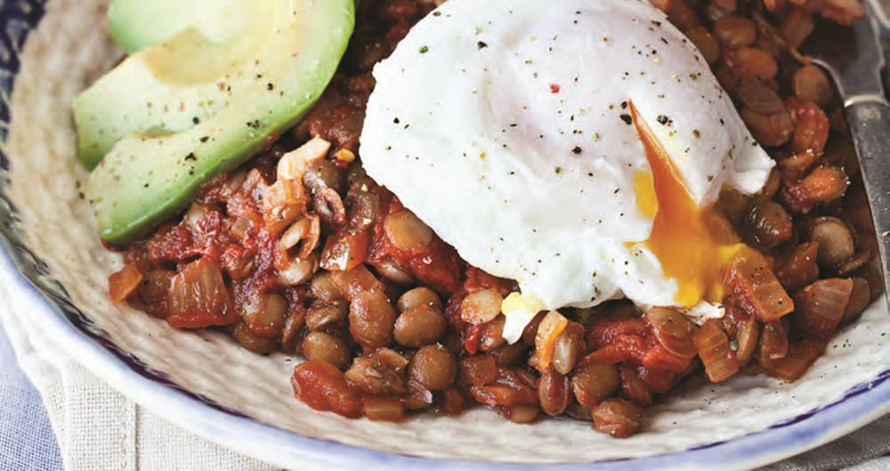 Huevos Rancheros, lentil stew, poached egg, SD Desktop Wallpaper
