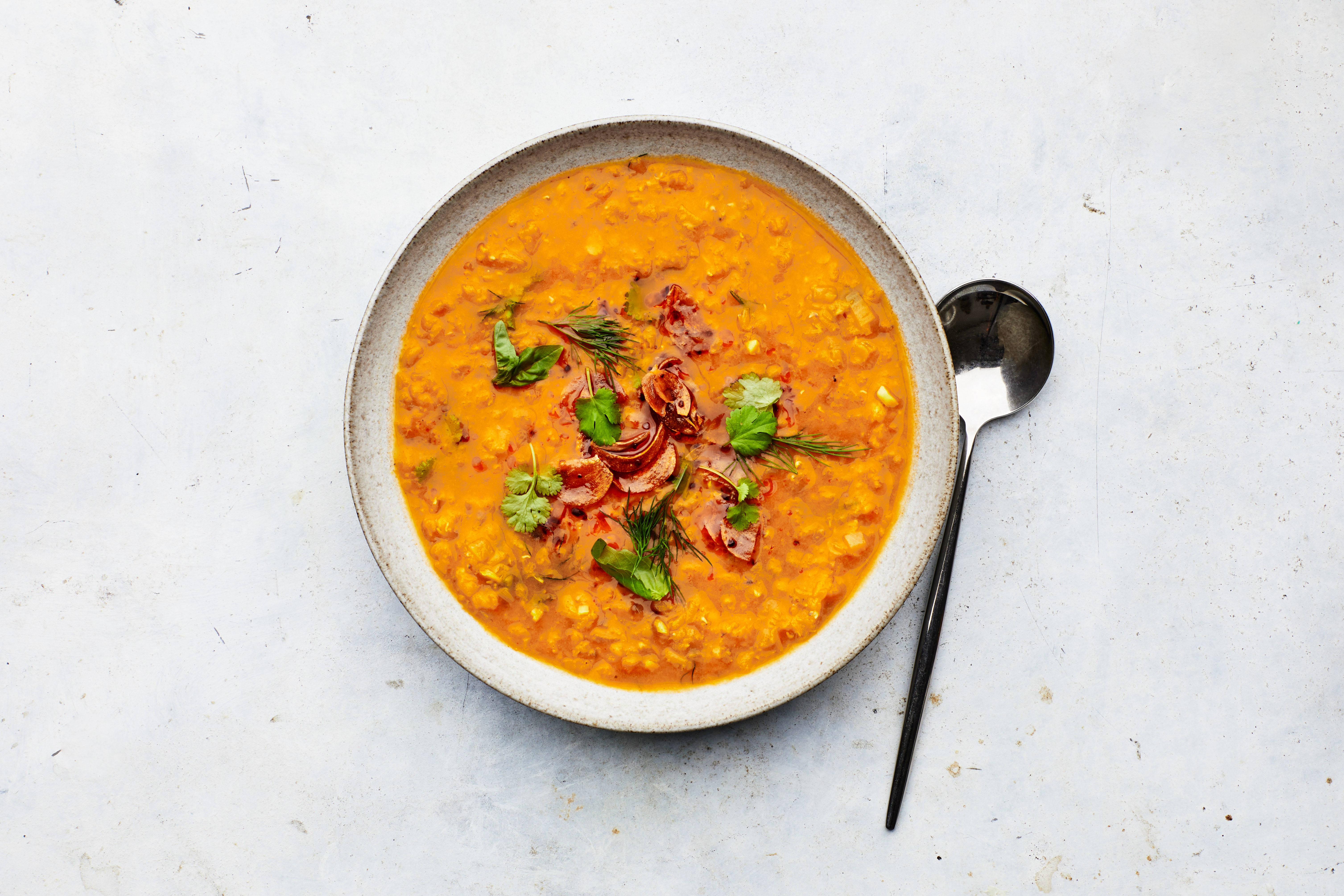 red lentil soup, mild spice, rustic bowl, 5K Desktop Wallpaper