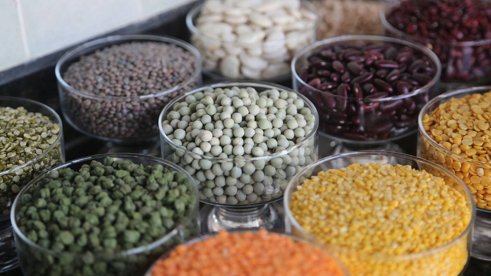 lentils, clear glass bowls, dark surface, HD Desktop Wallpaper