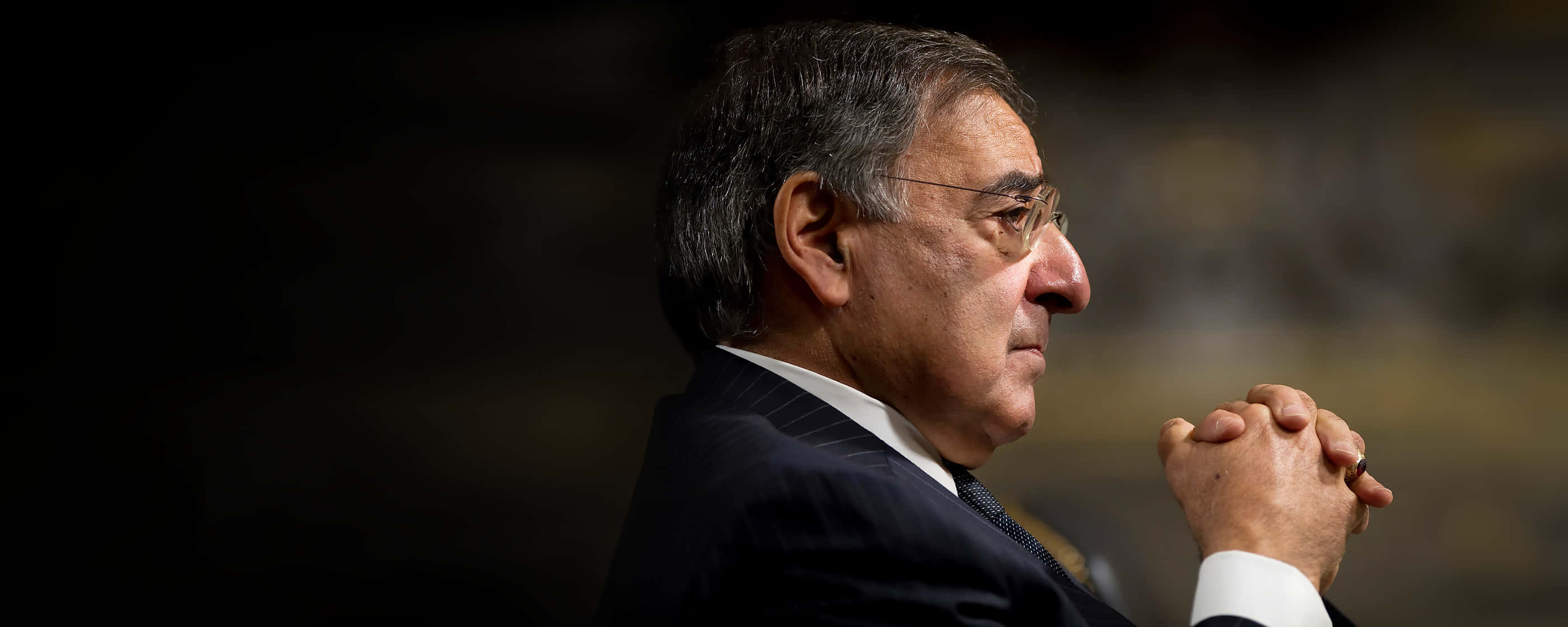 Leon Panetta, dark suit, glasses, 2K Desktop Wallpaper