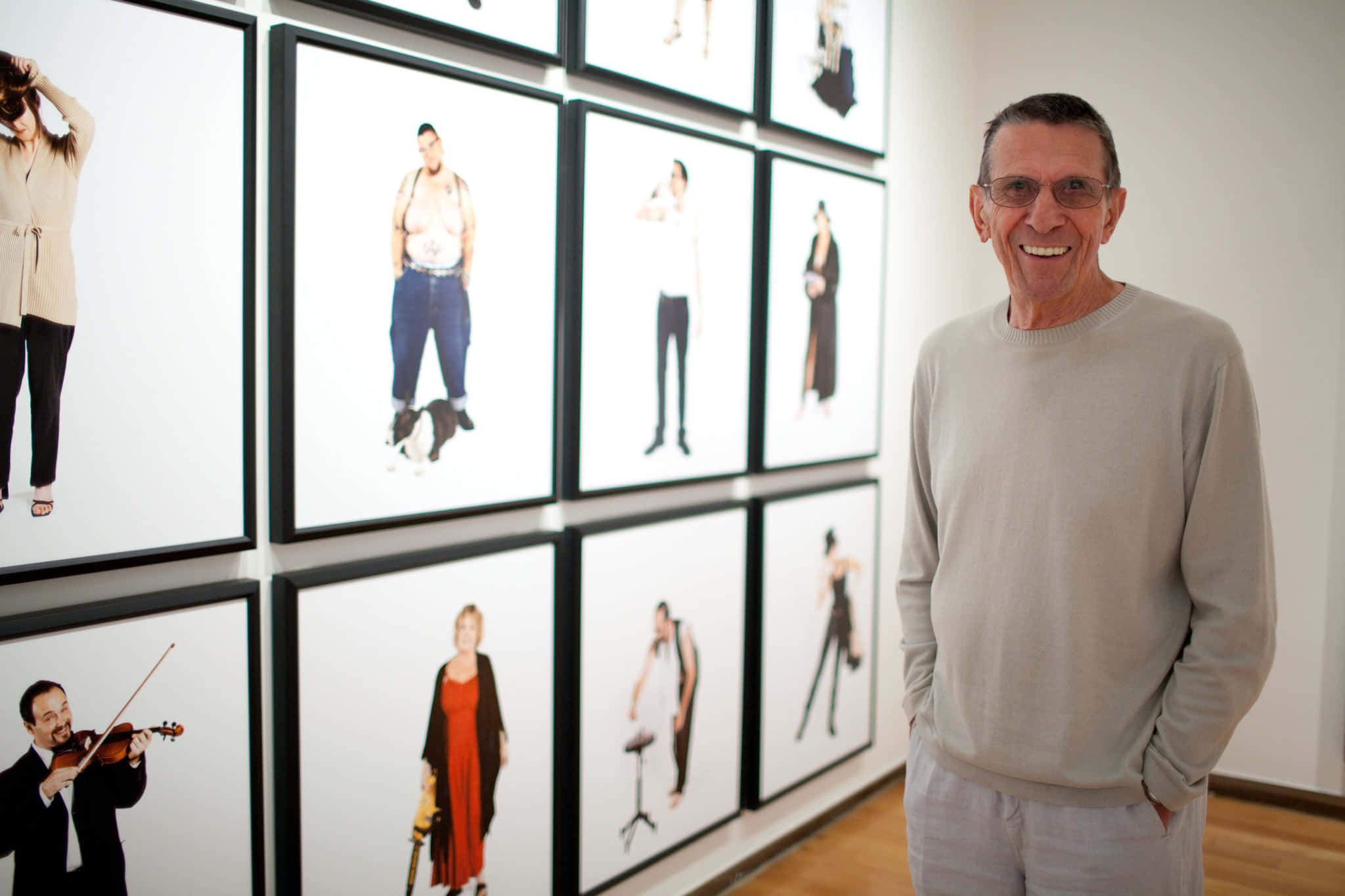 Leonard Nimoy, 2010 Photography Exhibition, gallery wall, Full HD Desktop Wallpaper