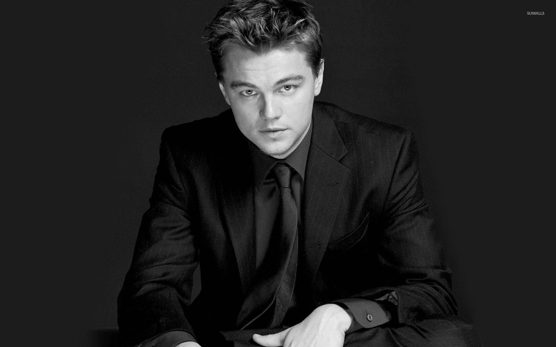 Leonardo DiCaprio, black and white portrait, suit, Full HD Desktop Wallpaper