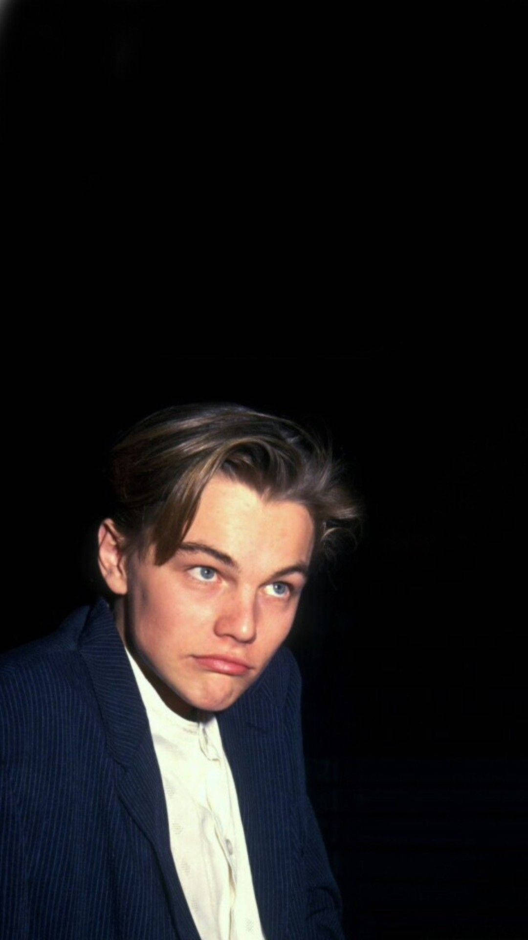 Leonardo DiCaprio, pinstripe suit, white shirt, Full HD Phone Wallpaper
