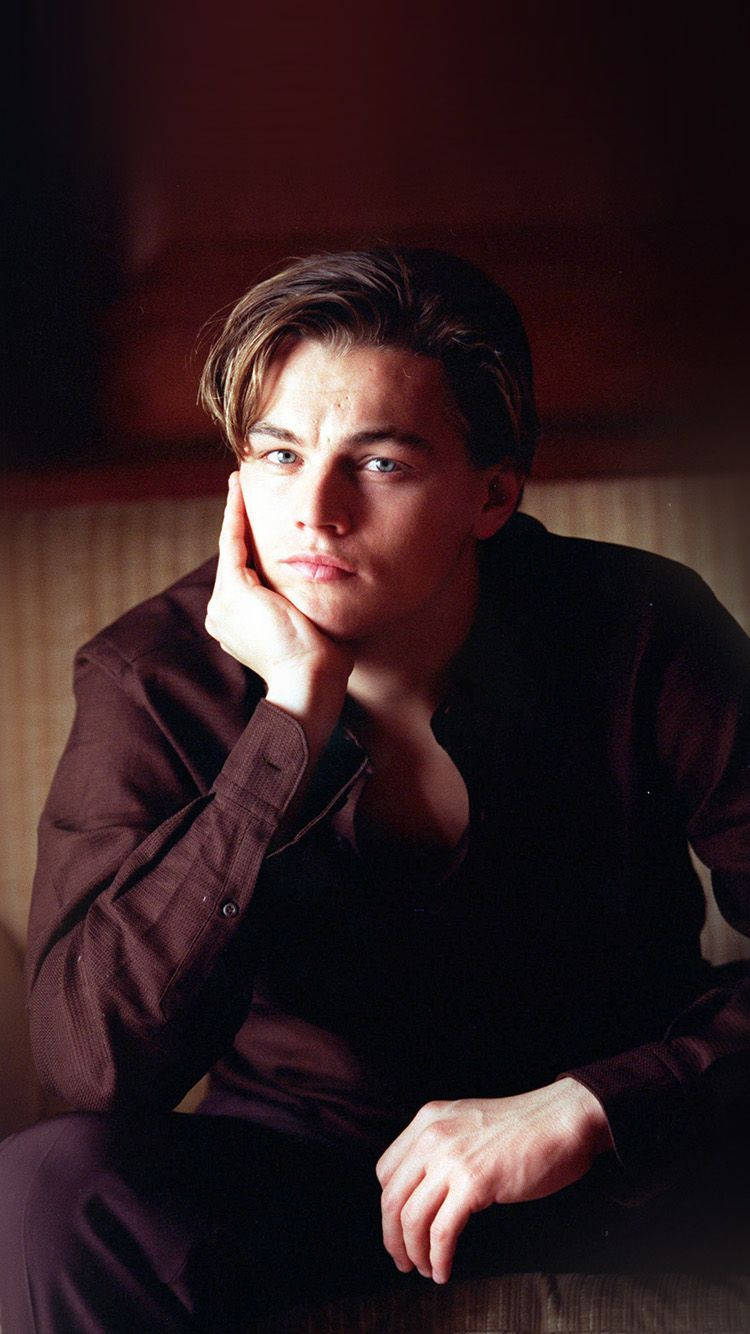 Leonardo DiCaprio, American actor, dark shirt, HD Phone Wallpaper