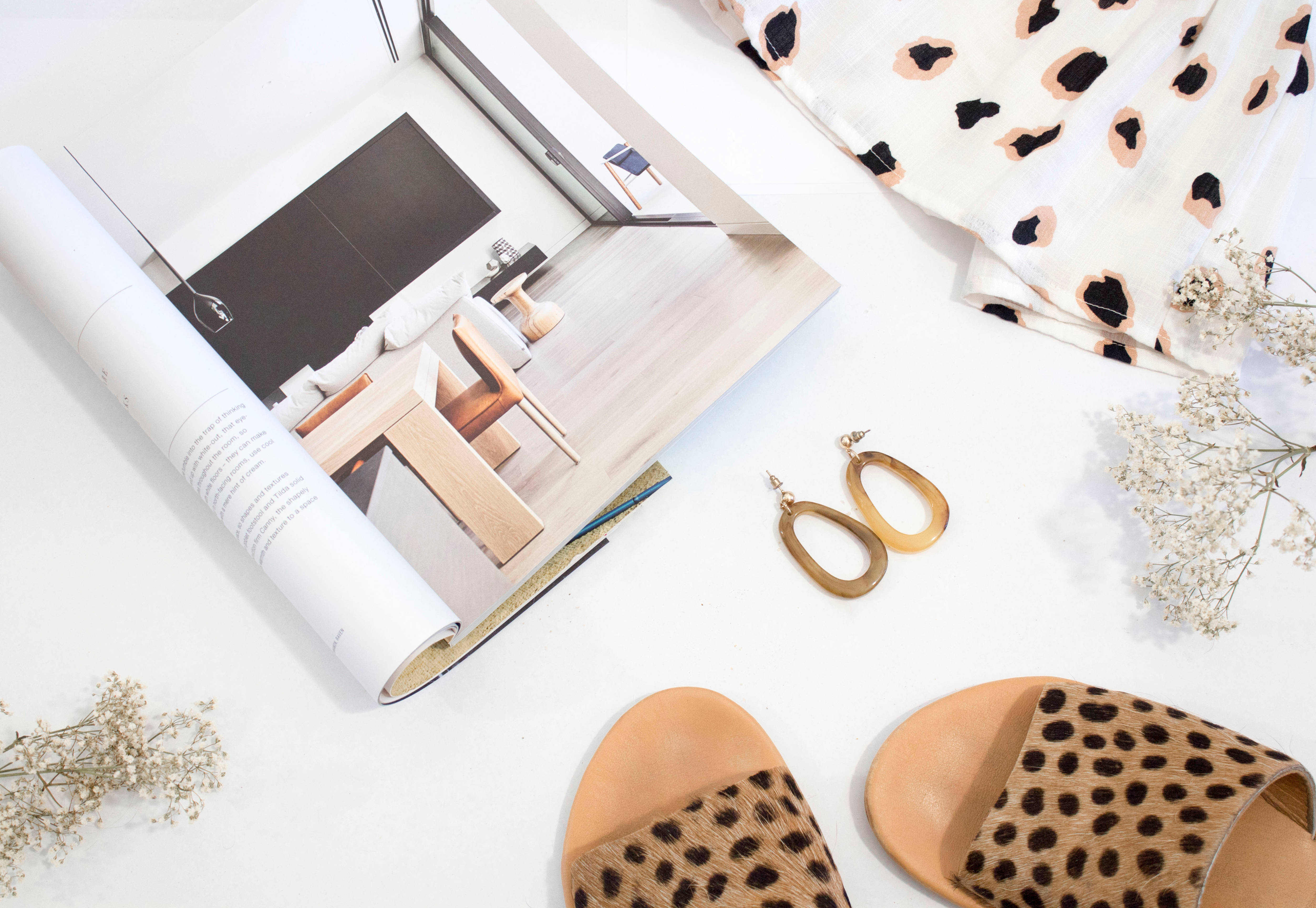 leopard print, sandals, dried flowers, 4K Desktop Wallpaper