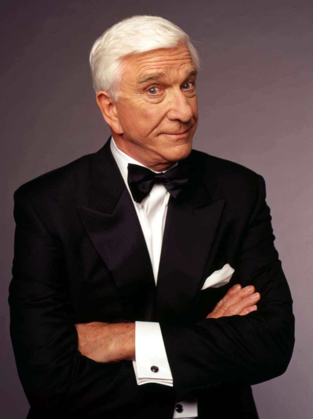 Leslie Nielsen, black tuxedo, bow tie, HD Phone Wallpaper