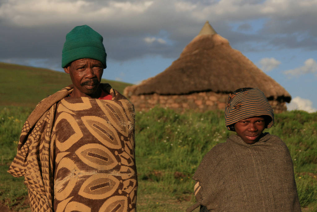 Lesotho, traditional clothes, patterned wraps, SD Desktop Wallpaper
