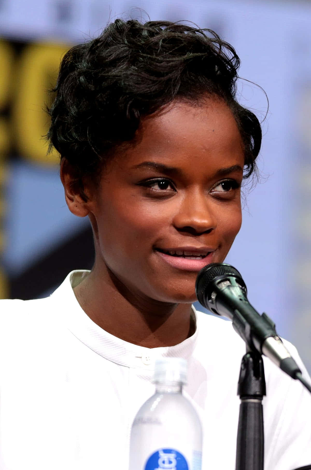 Letitia Wright, mic, panel event, HD Phone Wallpaper