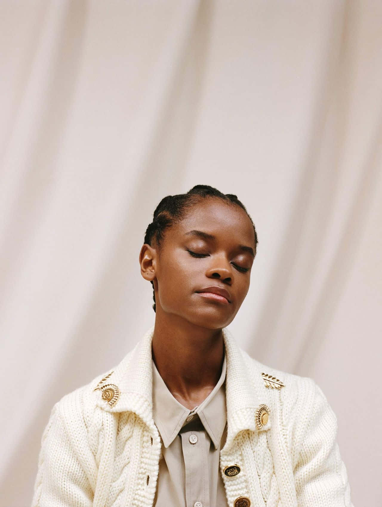 Letitia Wright, cream knit jacket, gold buttons, HD Phone Wallpaper