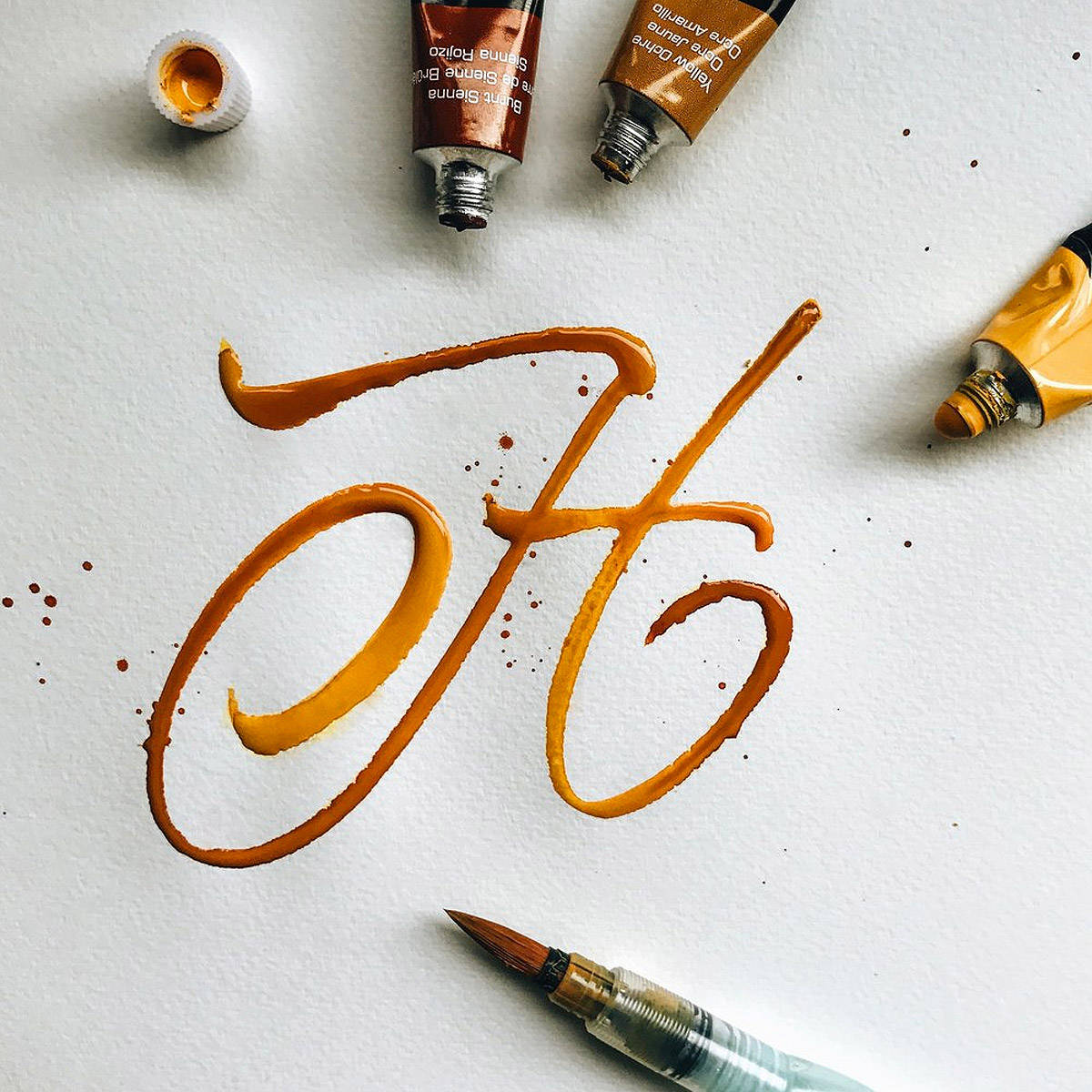 Letter H, orange, calligraphic, SD Desktop Wallpaper