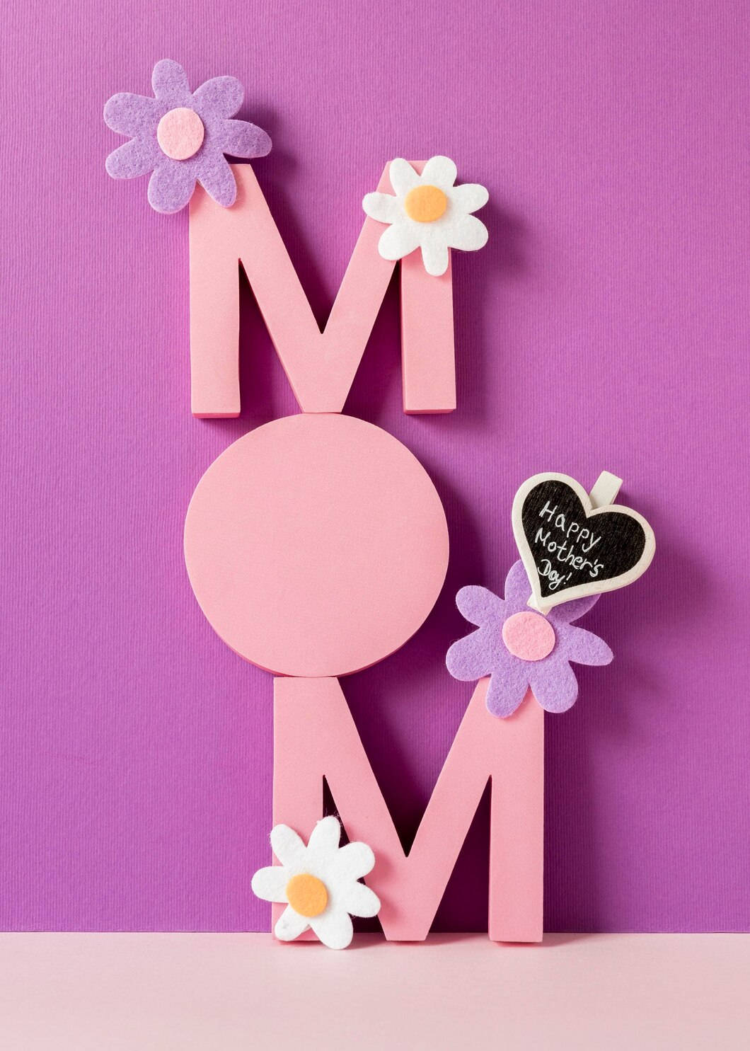 3D Letter M, Pink 'MOM' letters, felt flowers, HD Phone Wallpaper