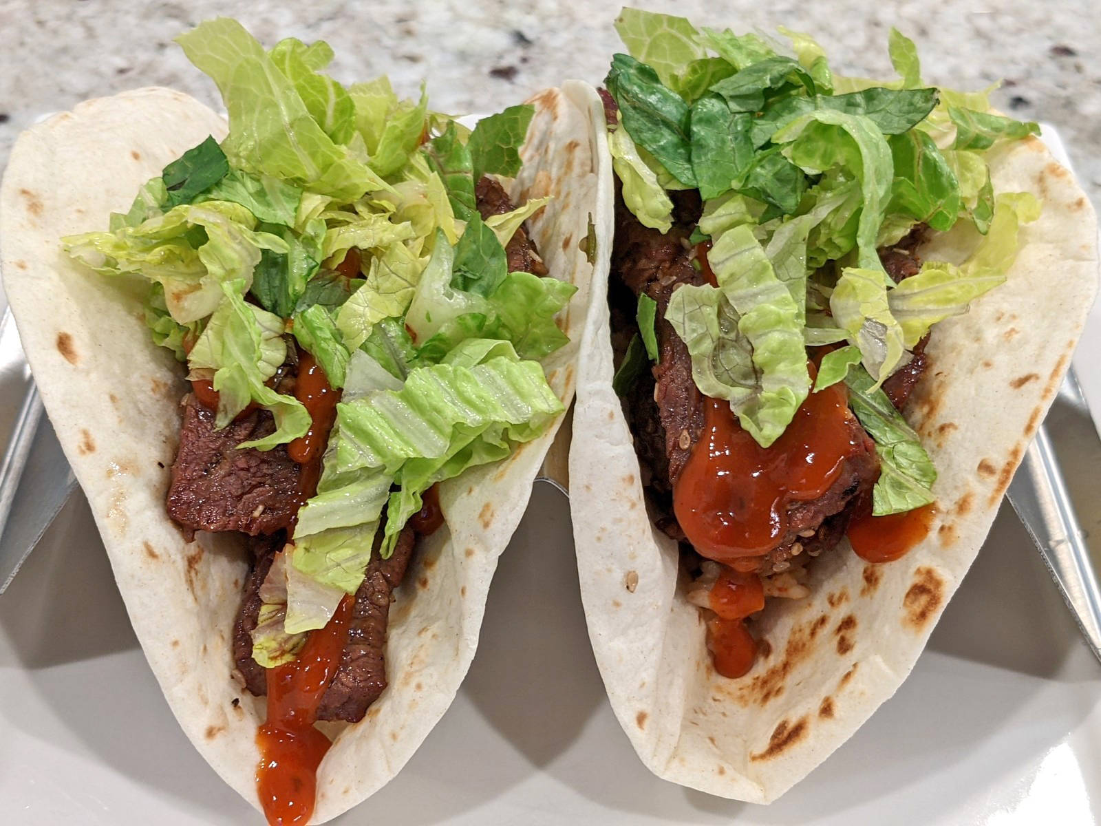 bulgogi tacos, soft tortilla, fresh lettuce, HD Desktop Wallpaper