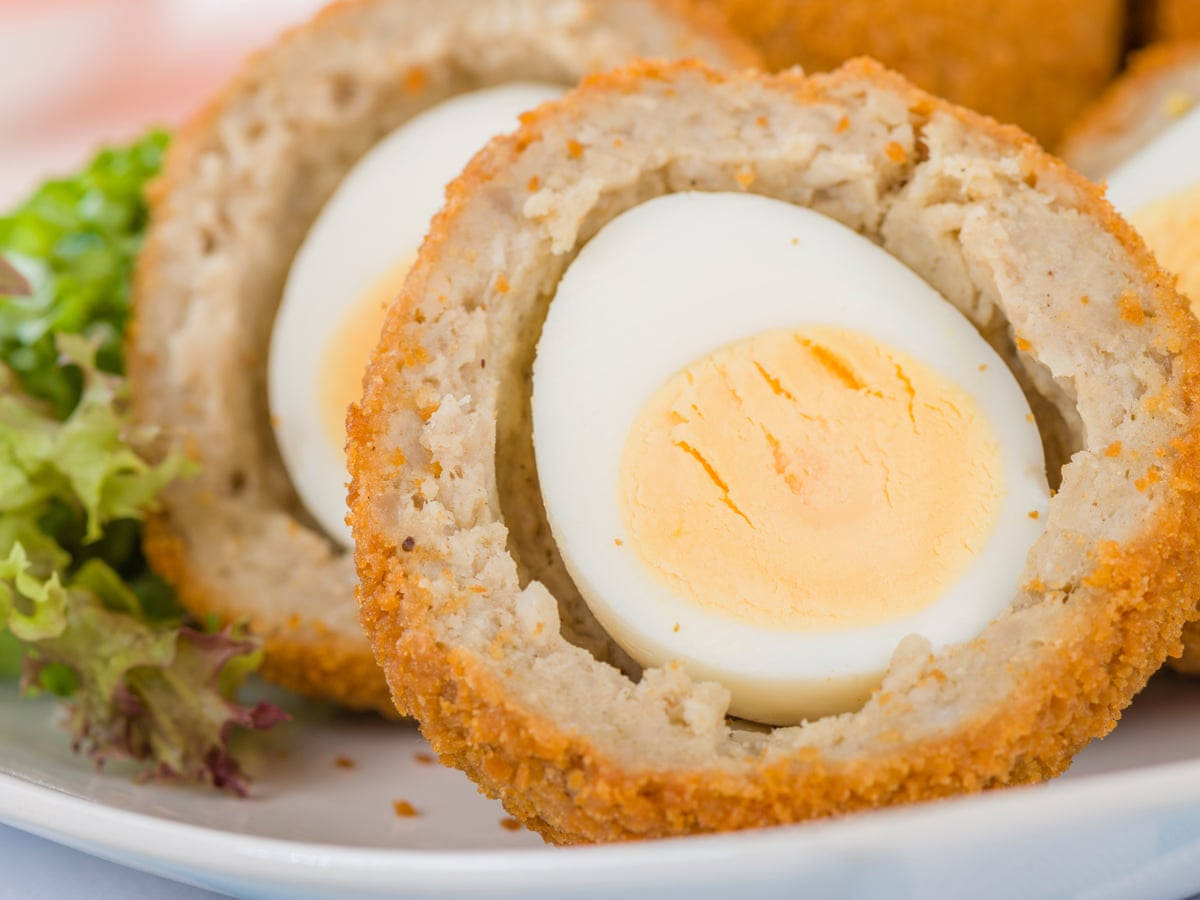 scotch egg, golden-brown breaded, creamy yolk, SD Desktop Wallpaper
