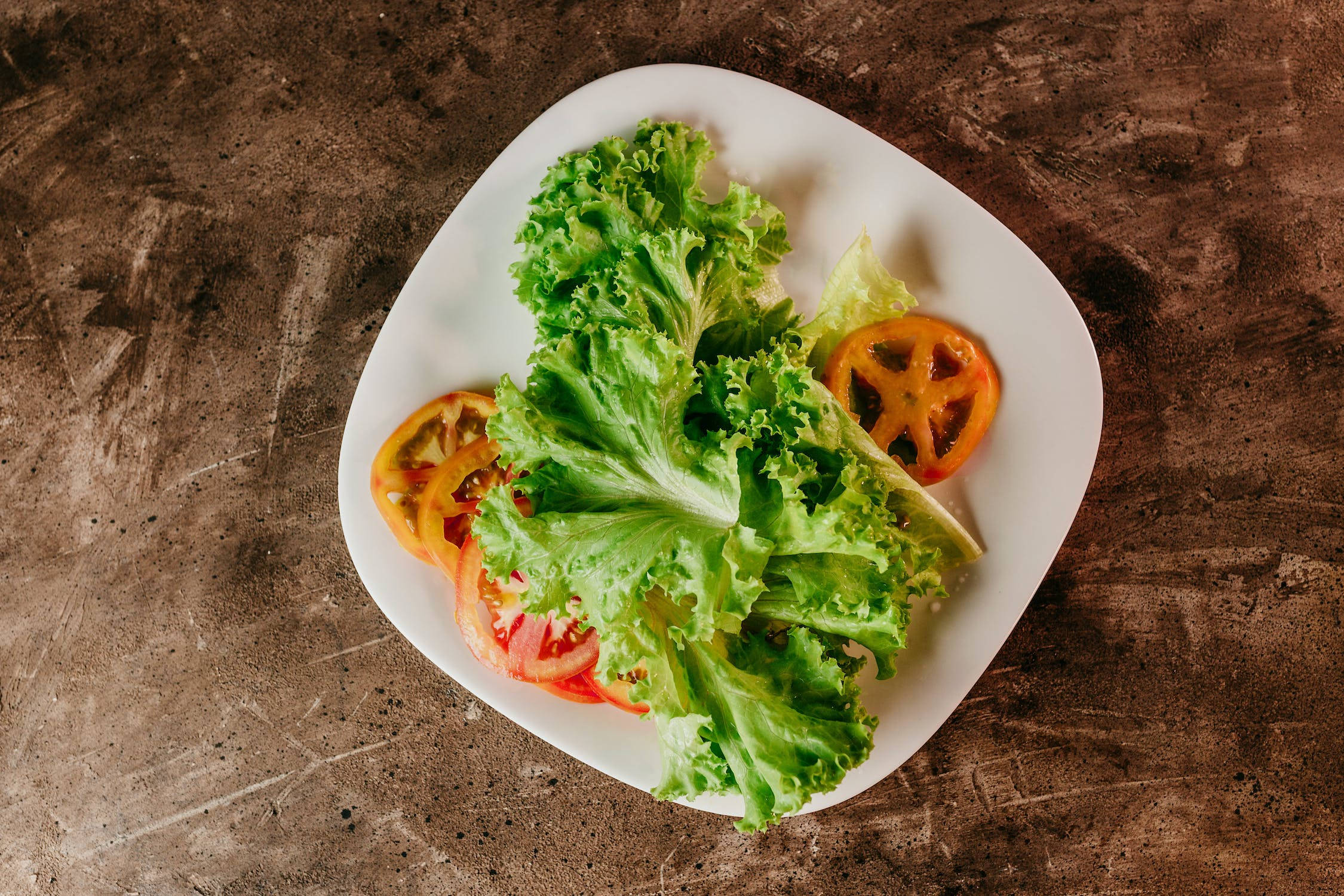 Lettuce, Tomatoes, White plate, Full HD Desktop Wallpaper