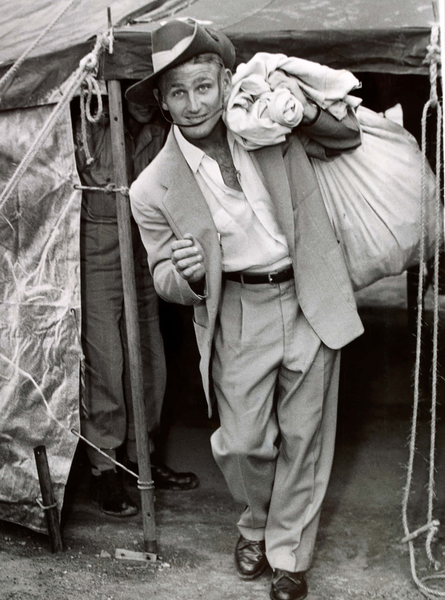 Lew Hoad, 1954, National Service, Full HD Phone Wallpaper