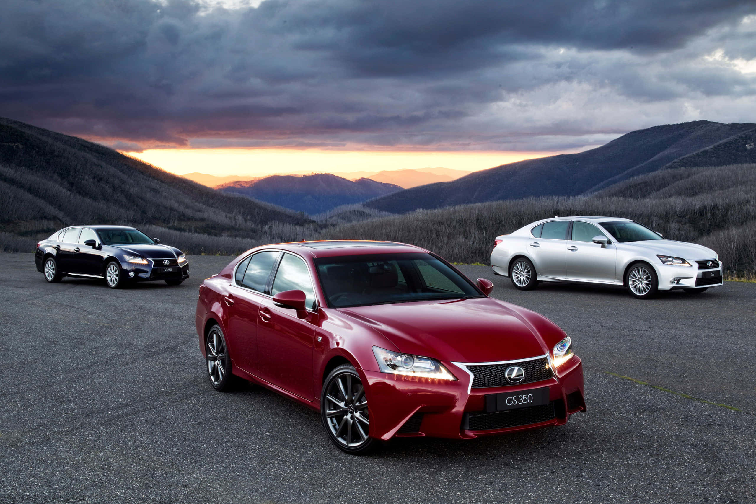 Lexus GS, red, black, 2K Desktop Wallpaper