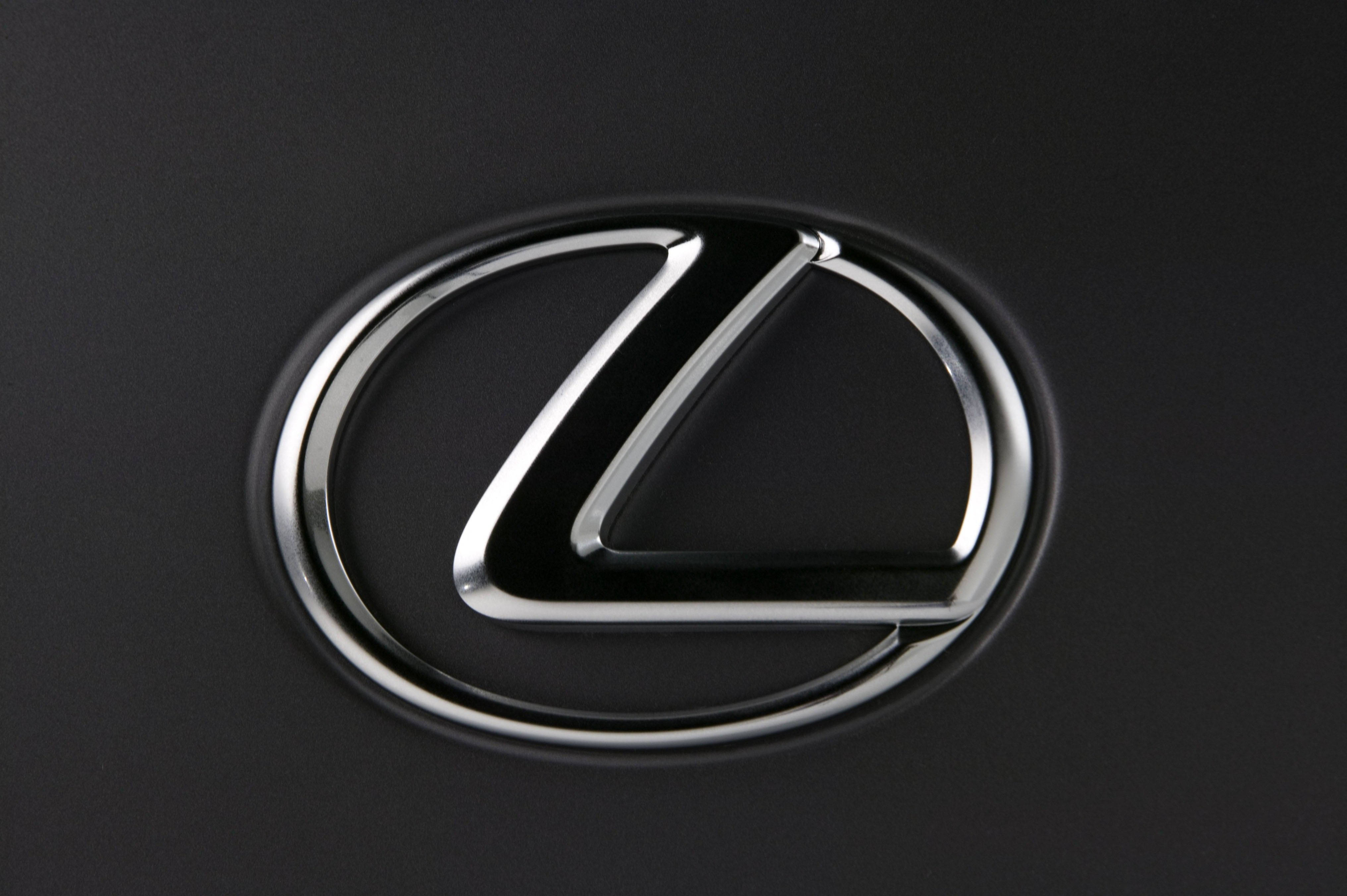 Lexus, matte black, chrome, 4K Desktop Wallpaper