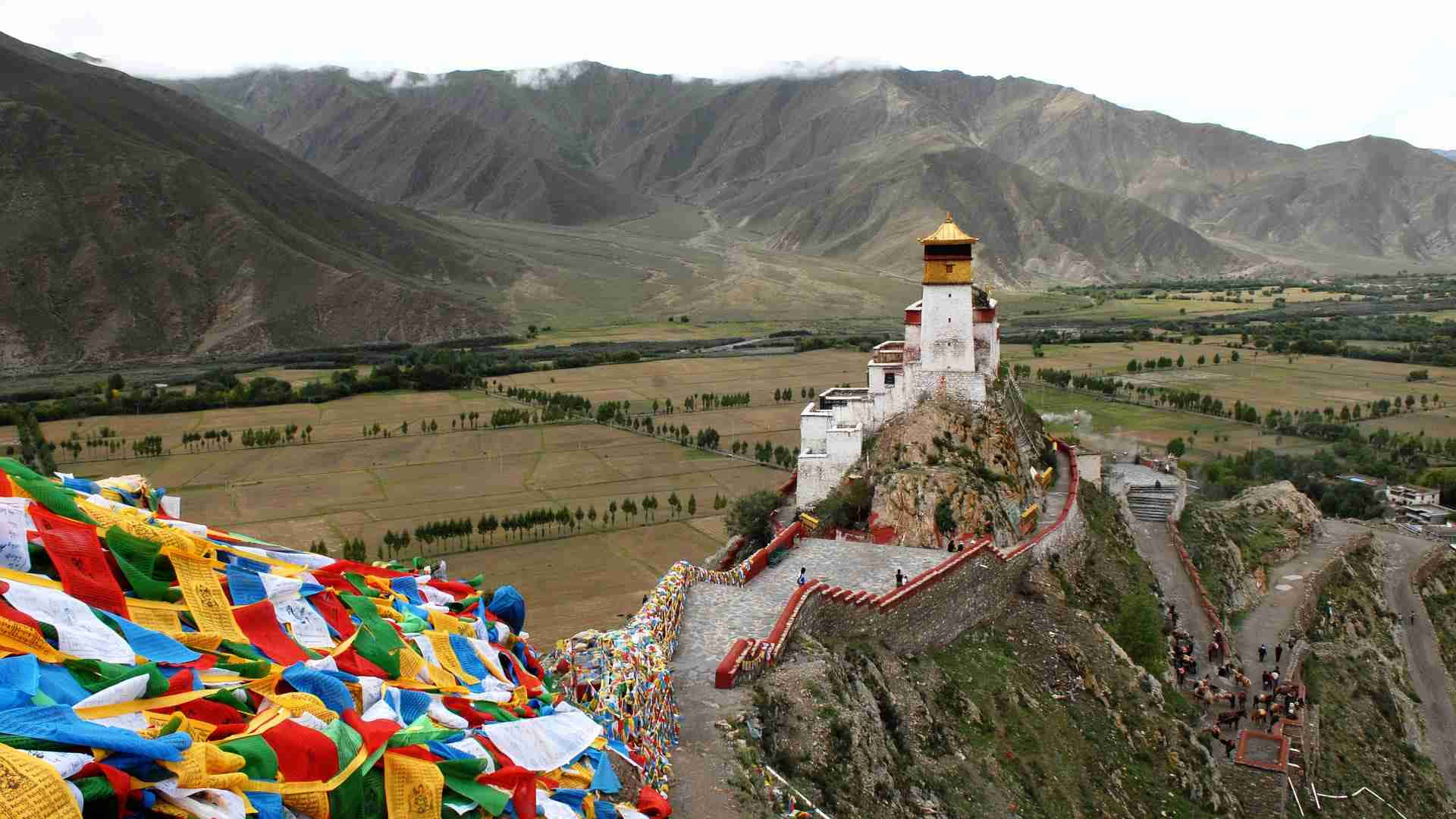 Lhasa, white monastery, rocky hillside, Full HD Desktop Wallpaper