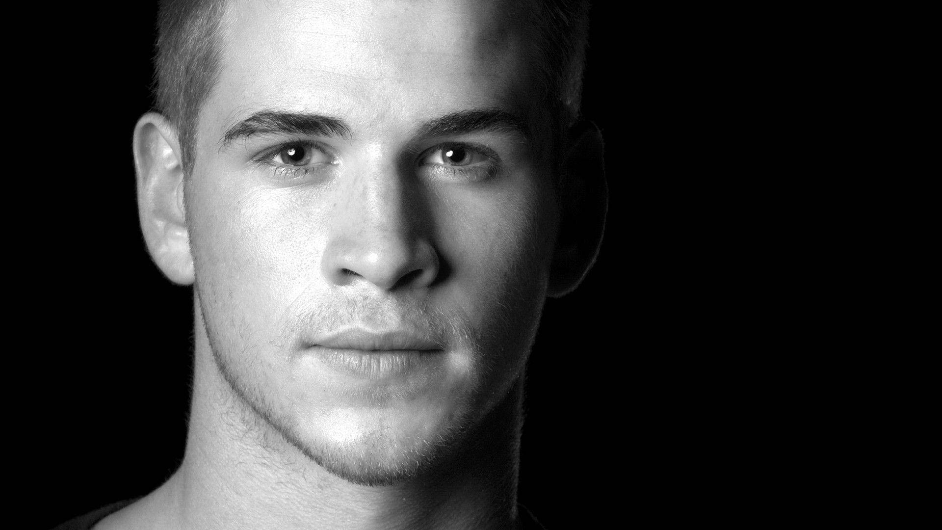 Liam Hemsworth, black background, black and white portrait, Full HD Desktop Wallpaper