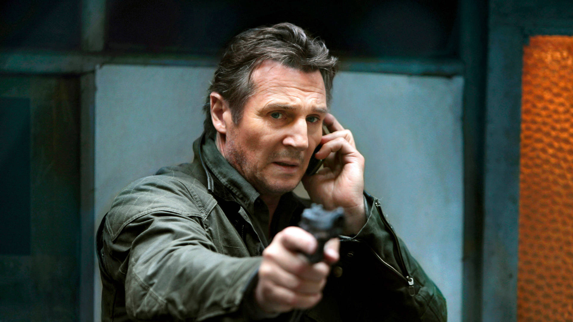 Liam Neeson, phone call, pointing gun, Full HD Desktop Wallpaper
