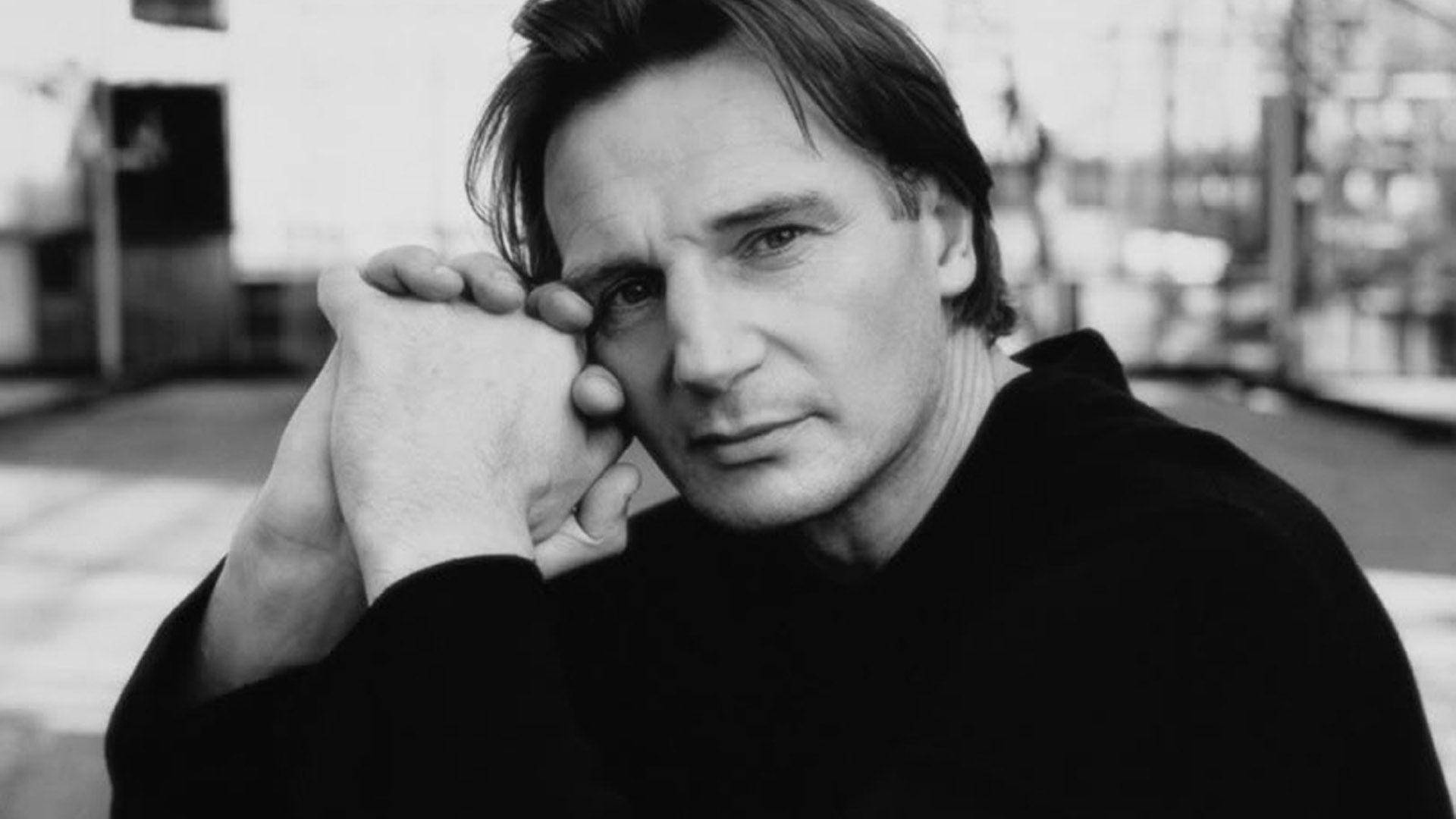 Liam Neeson, grayscale portrait, black and white portrait, Full HD Desktop Wallpaper