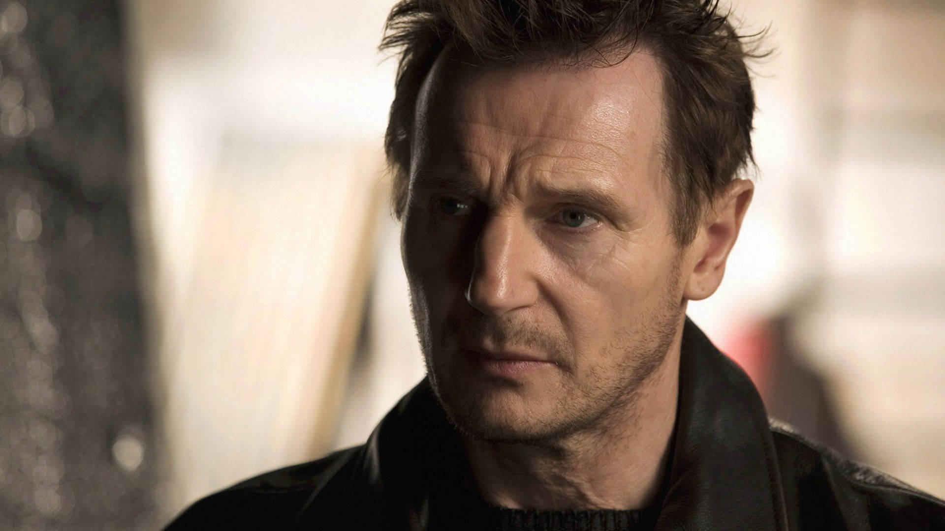 Liam Neeson, worried father, dark jacket, Full HD Desktop Wallpaper