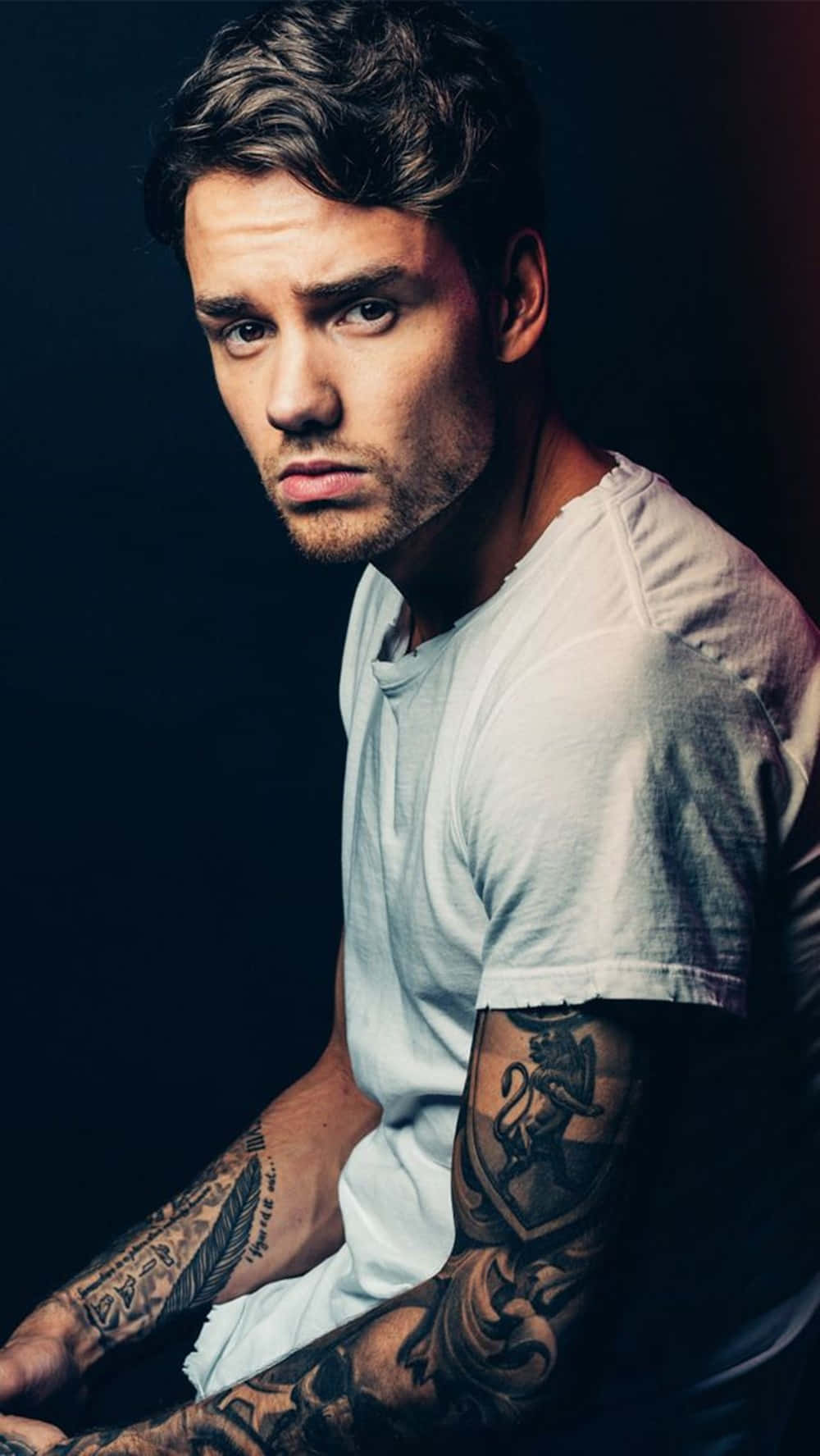 Liam Payne, white t-shirt, dark background, HD Phone Wallpaper